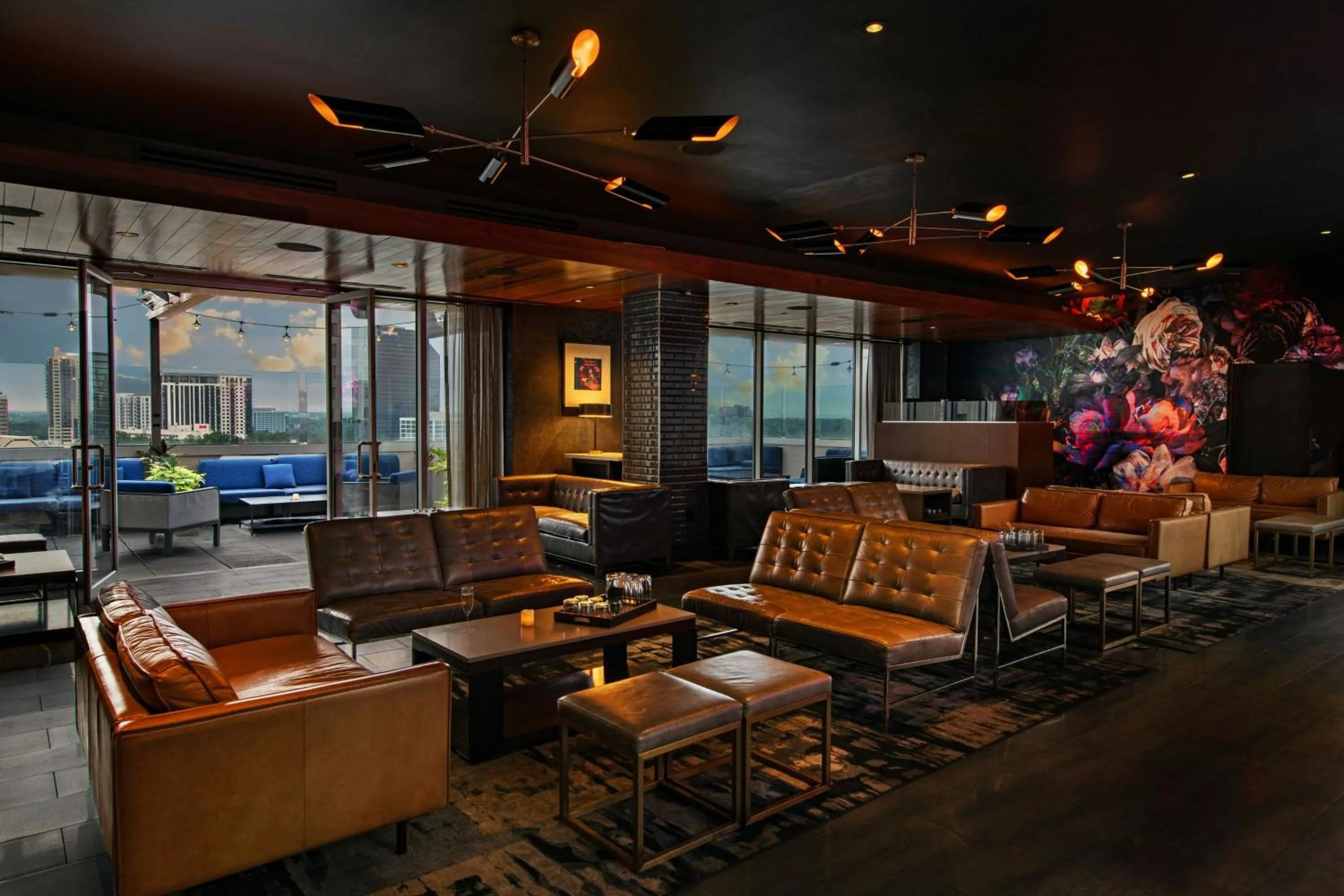 Lounge or bar in Hotel Colee, Atlanta Buckhead, Autograph Collection