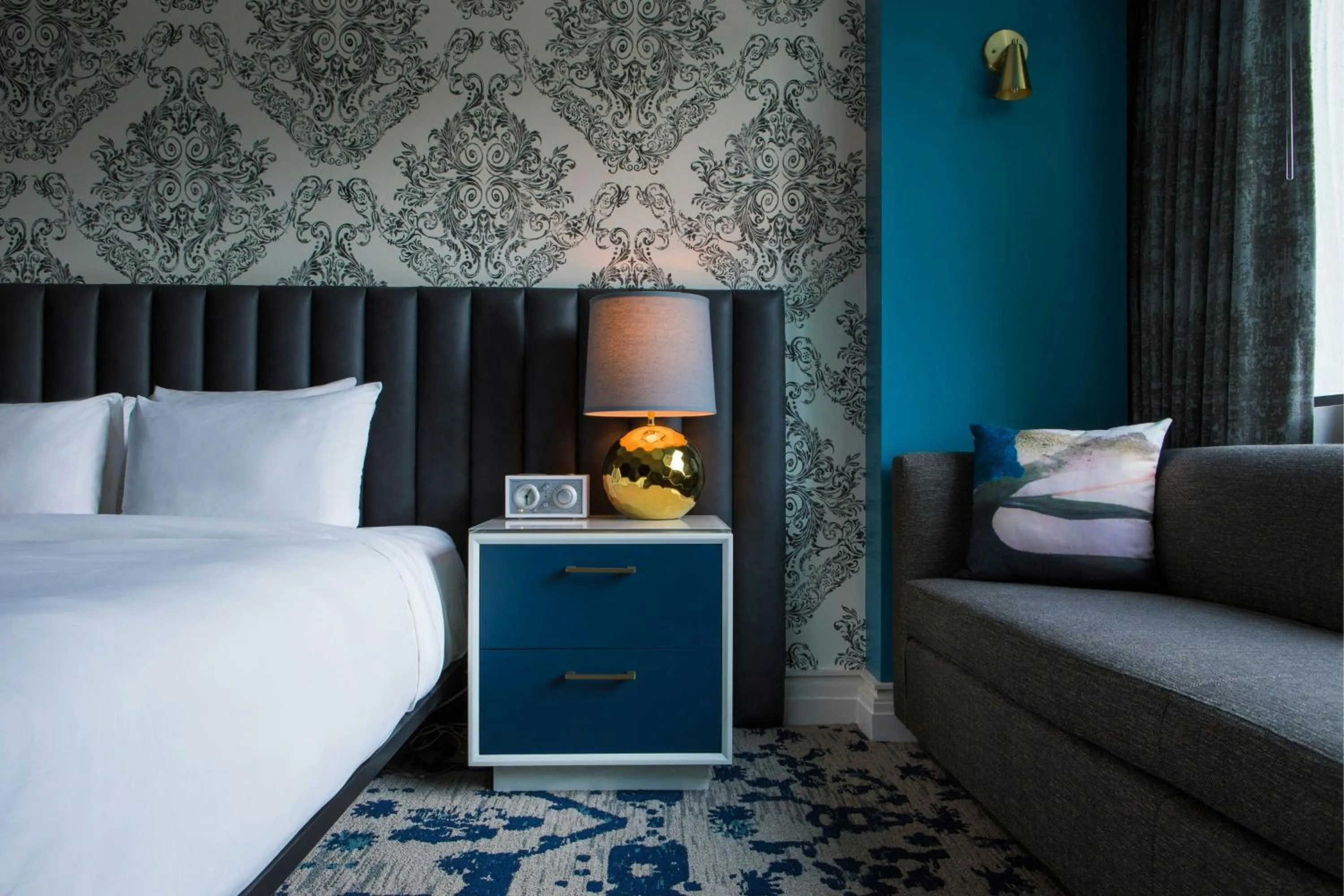 Photo of the whole room, Bed in Hotel Colee, Atlanta Buckhead, Autograph Collection