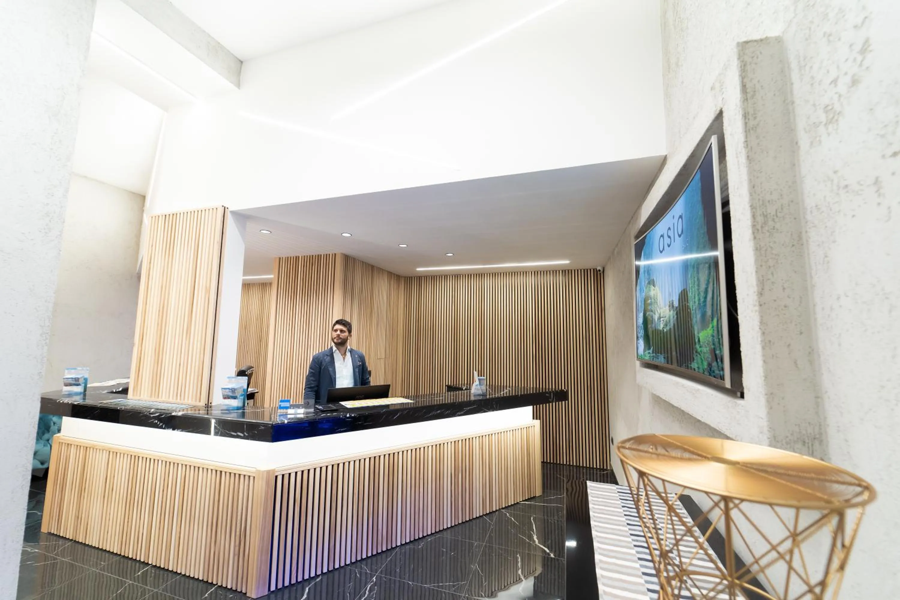 Staff in Royal House Napoli Centro, by ClaPa Group