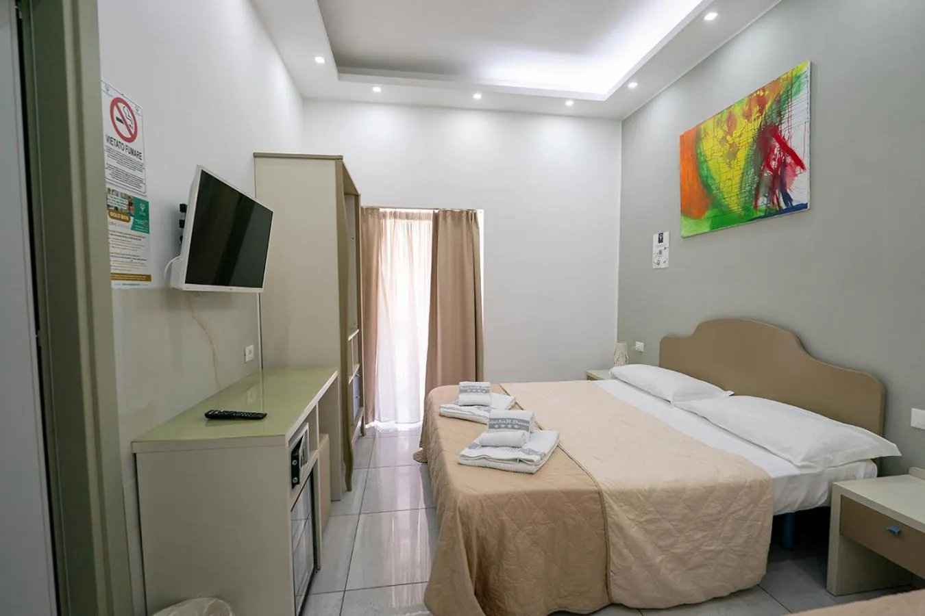 Bed in Royal Art H Spaccanapoli, by ClaPa Group