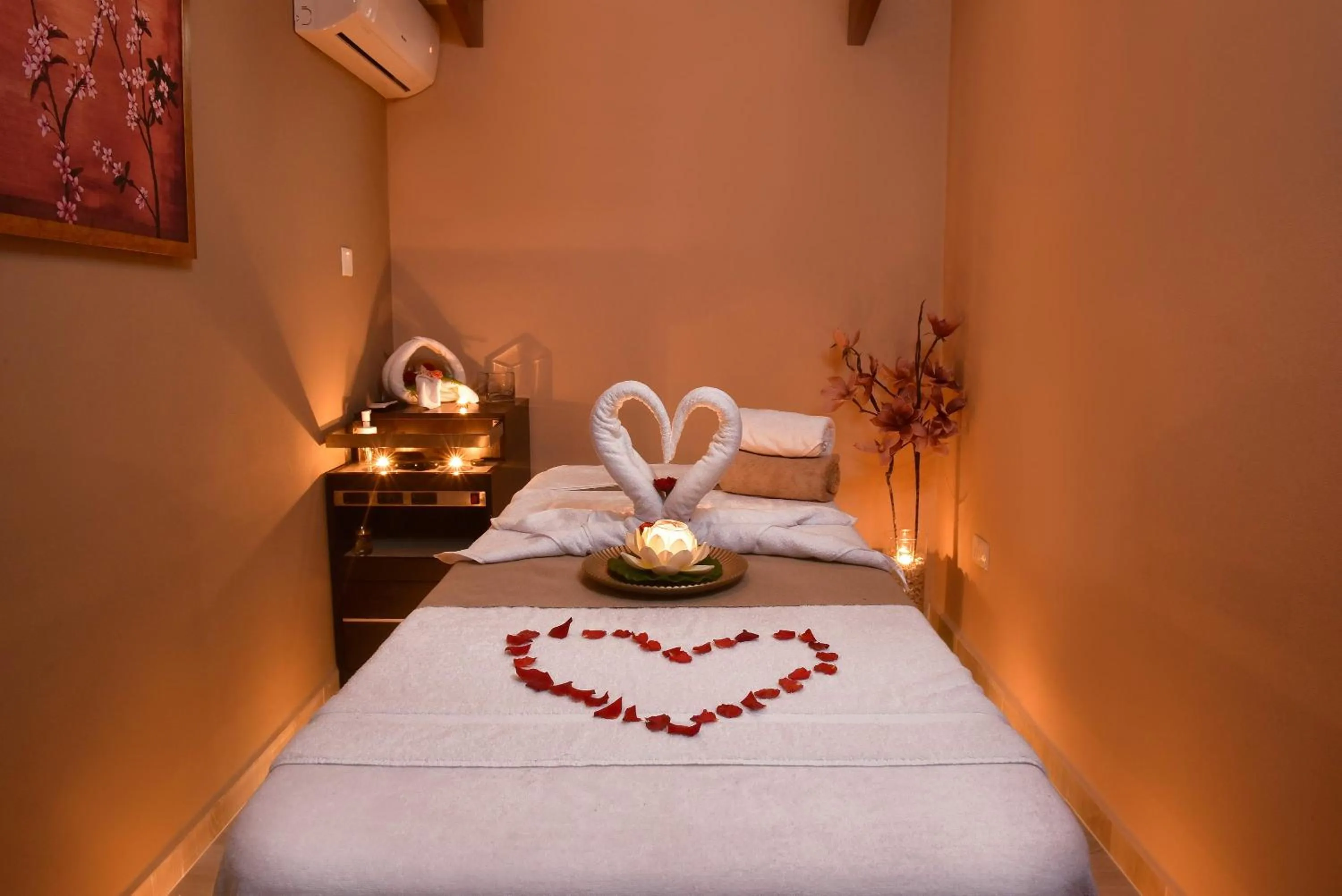 Bed in Riverside Garden Resort