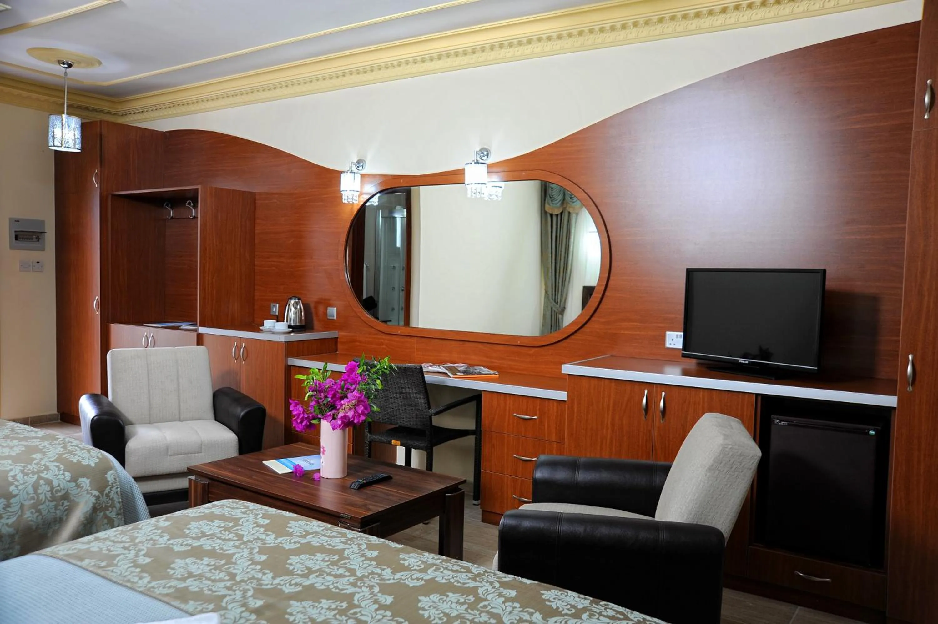 Massage, Bed in Riverside Garden Resort