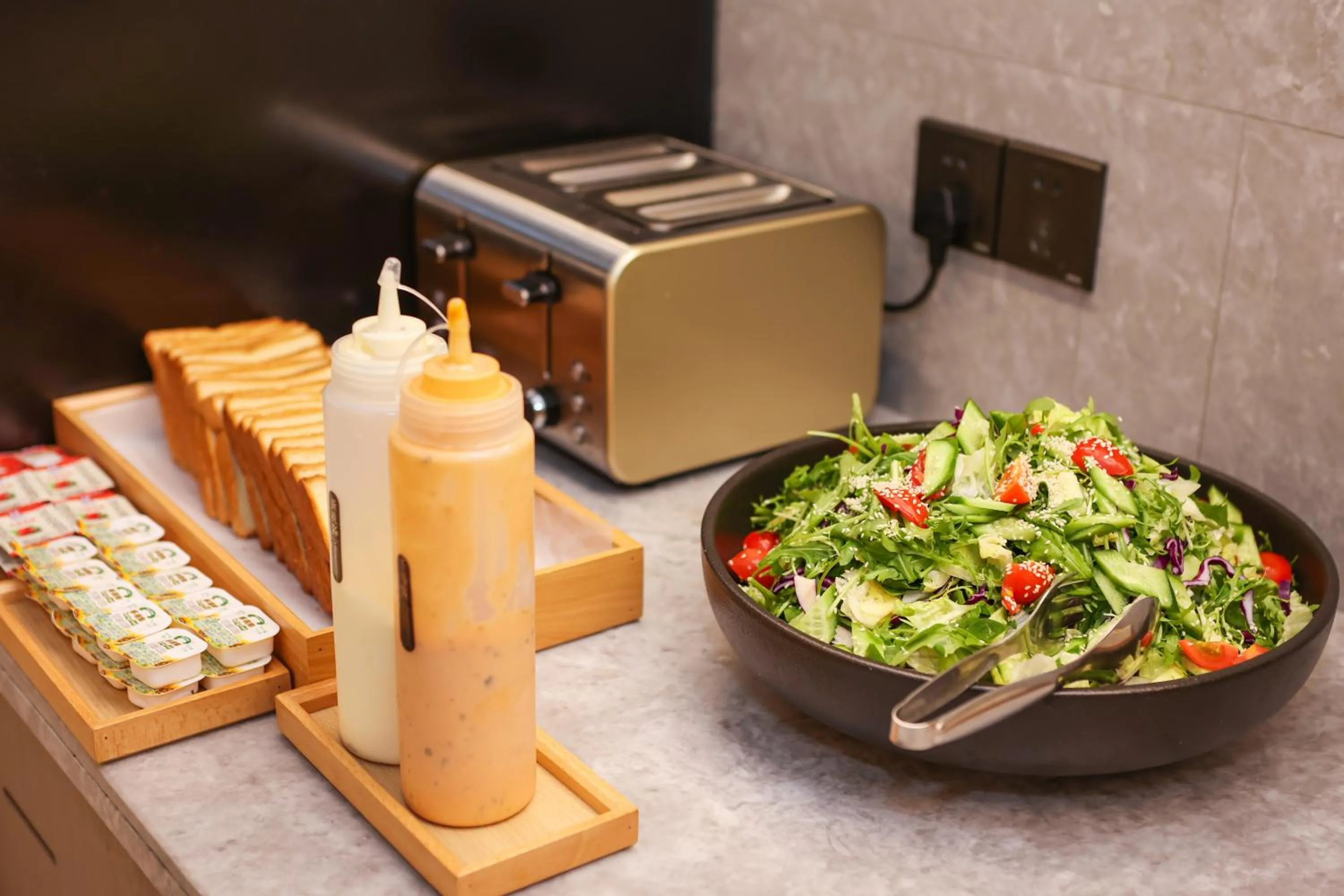 Restaurant/places to eat in JI Hotel (Shanghai People's Square Middle Fujian Road)