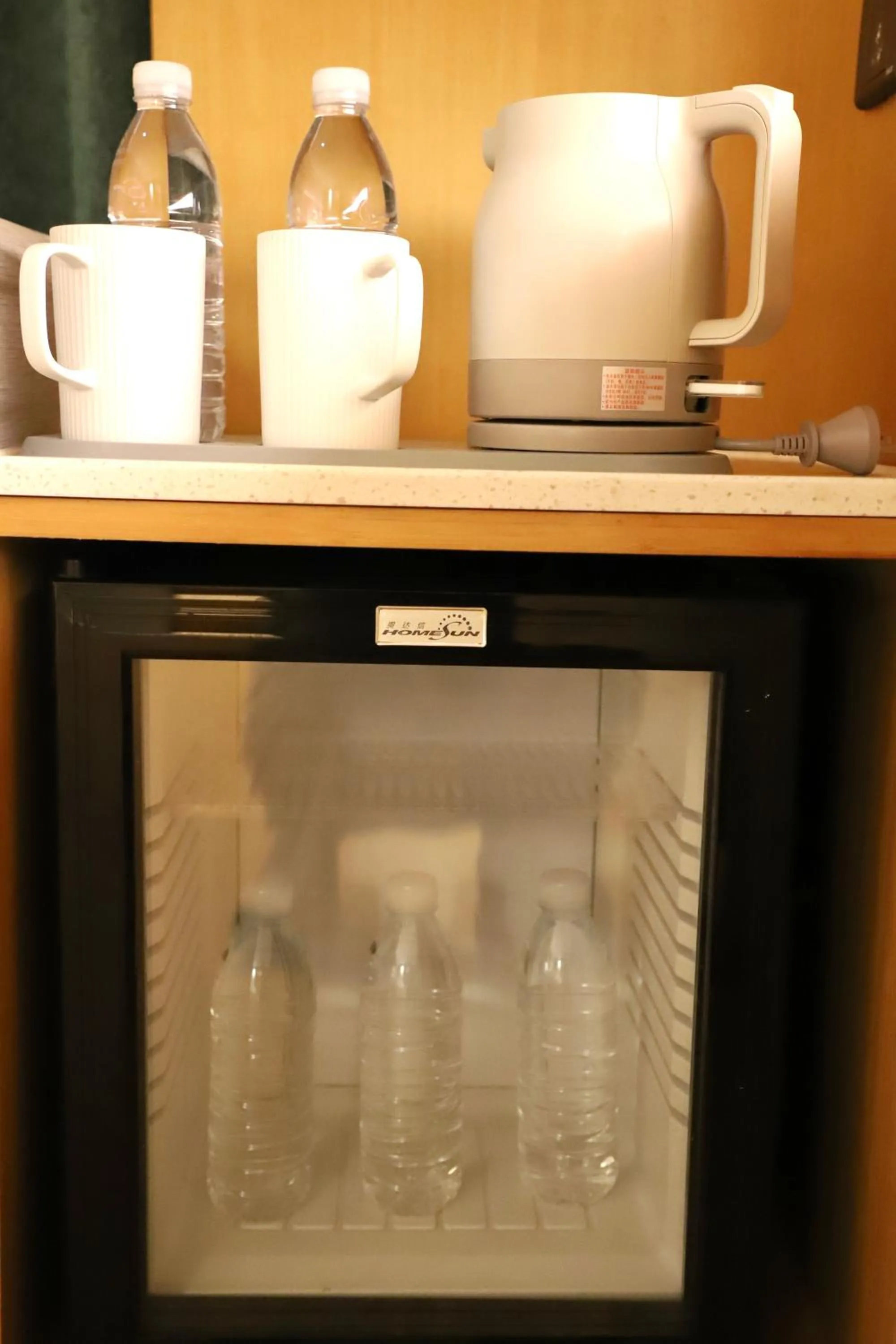 Coffee/tea facilities in JI Hotel (Shanghai People's Square Middle Fujian Road)