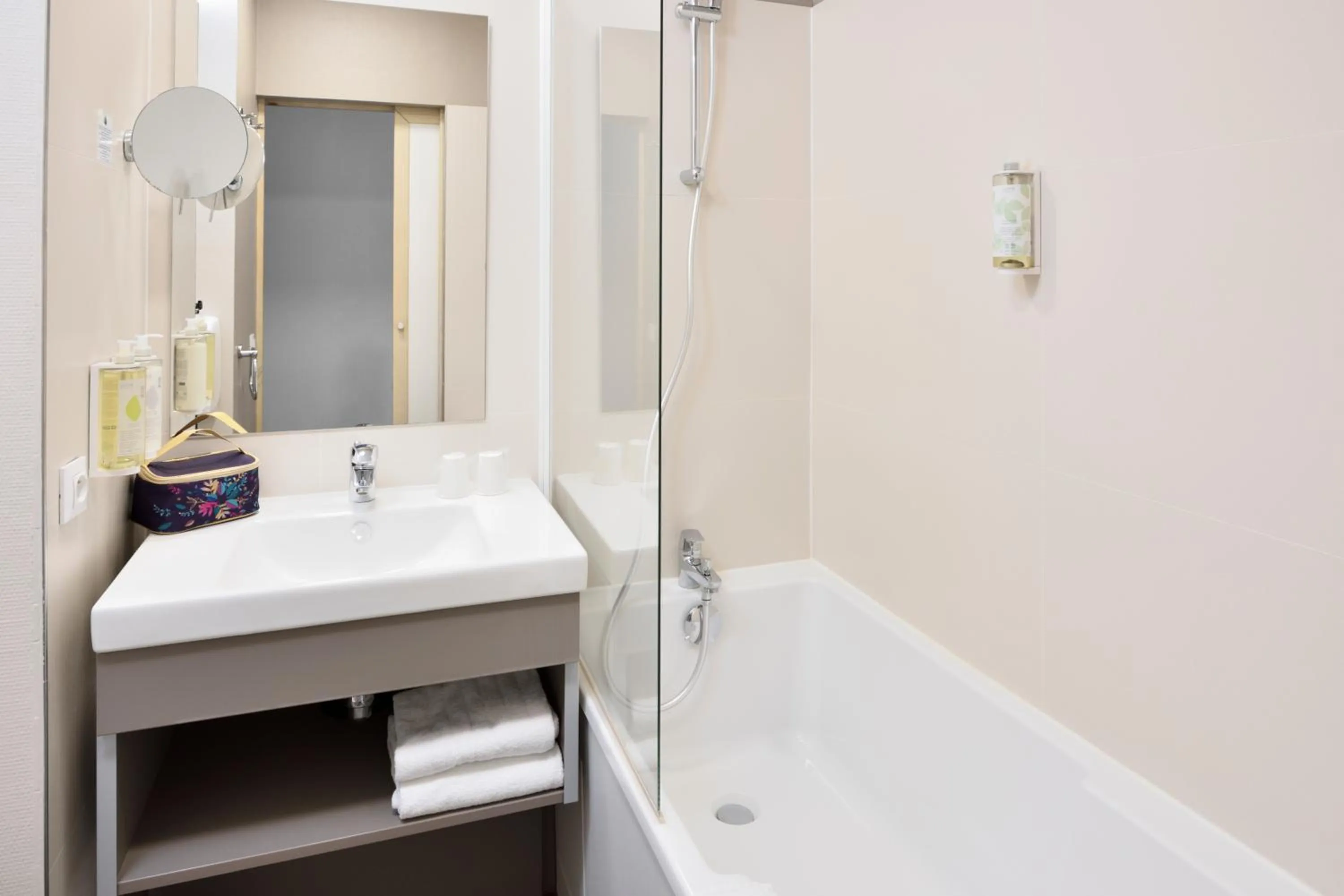 Bathroom in Hotel Lille Europe