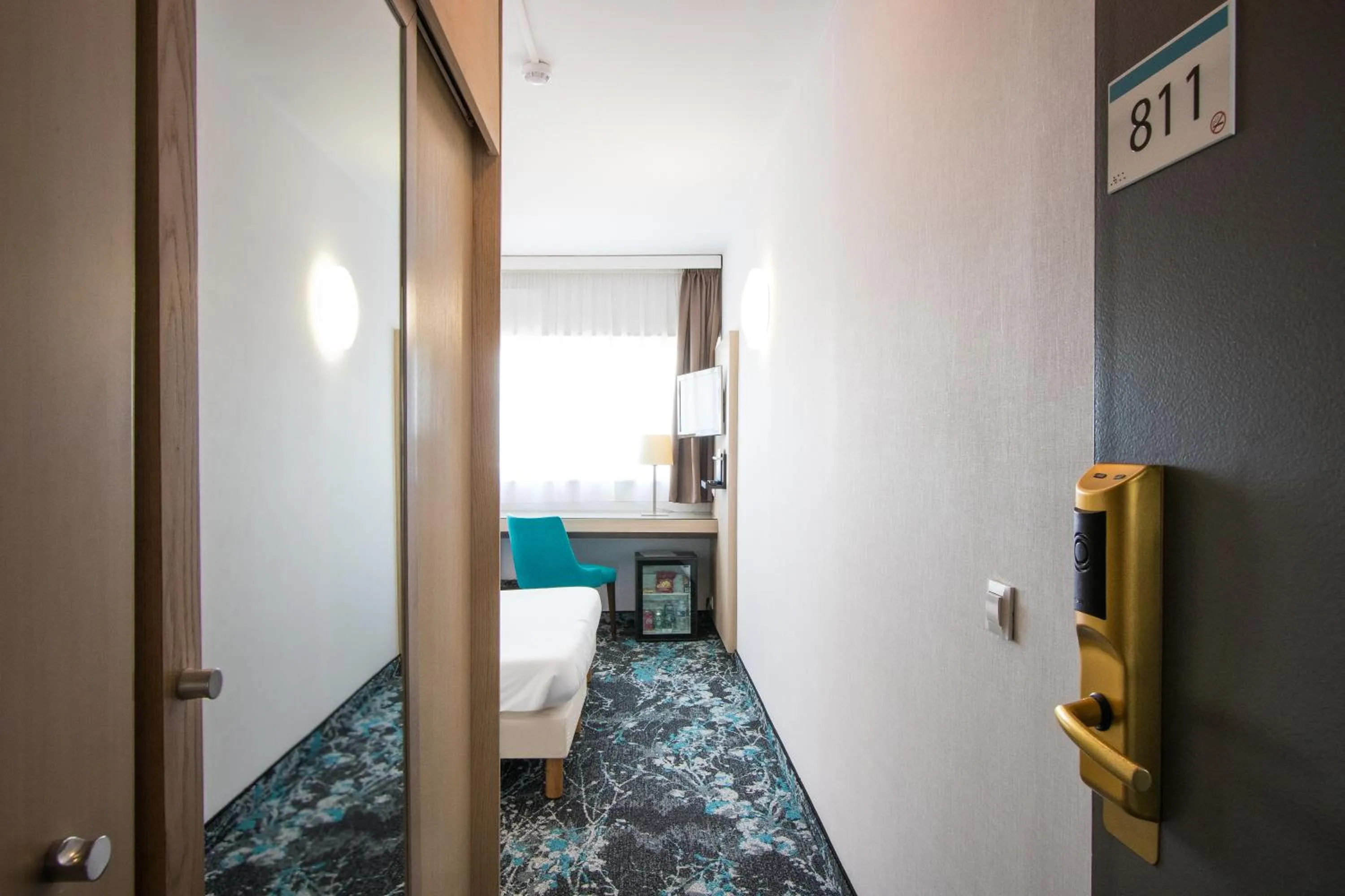 Photo of the whole room, Bed in Hotel Lille Europe