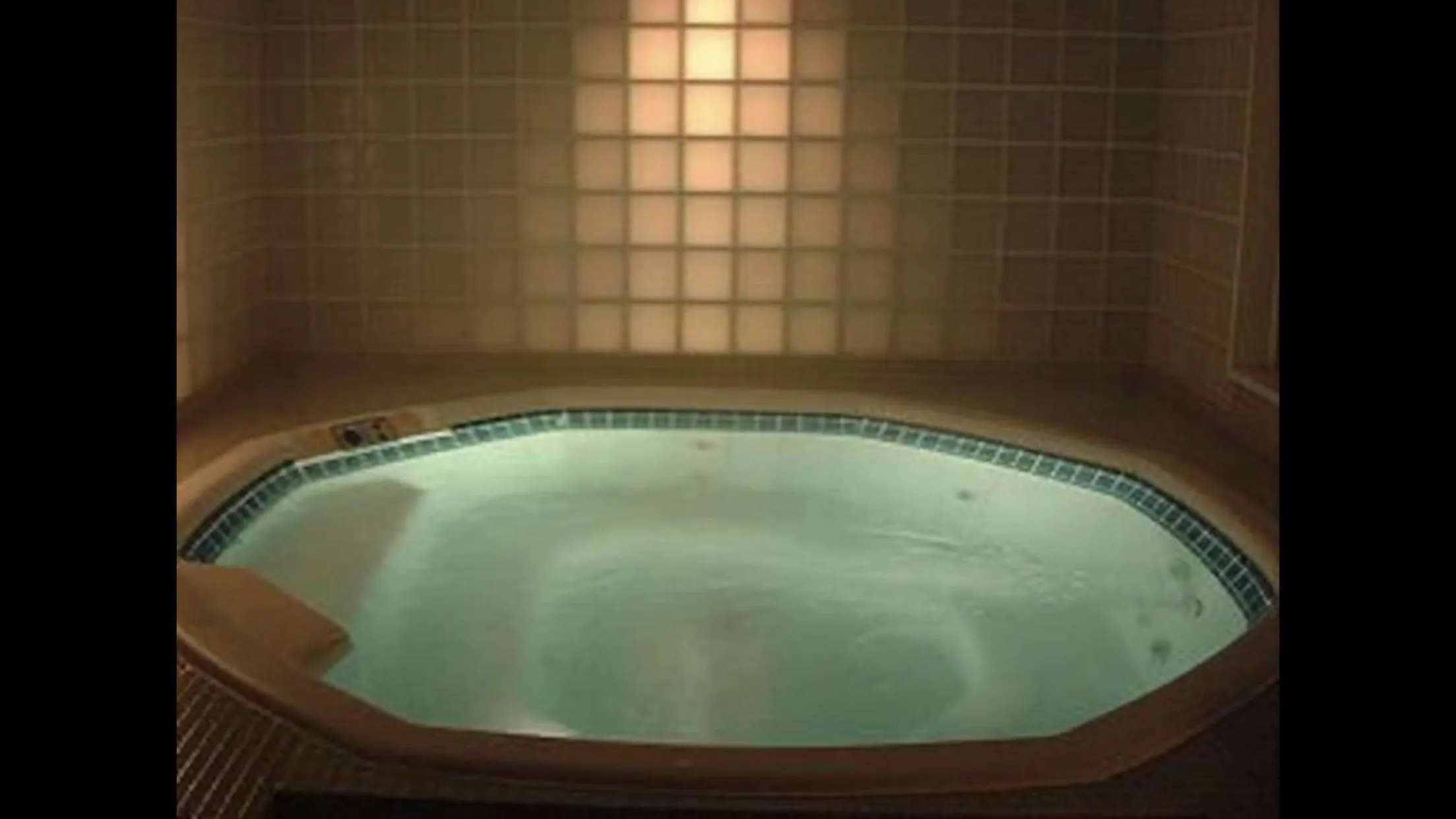 Public Bath in Shinkaifujishoen