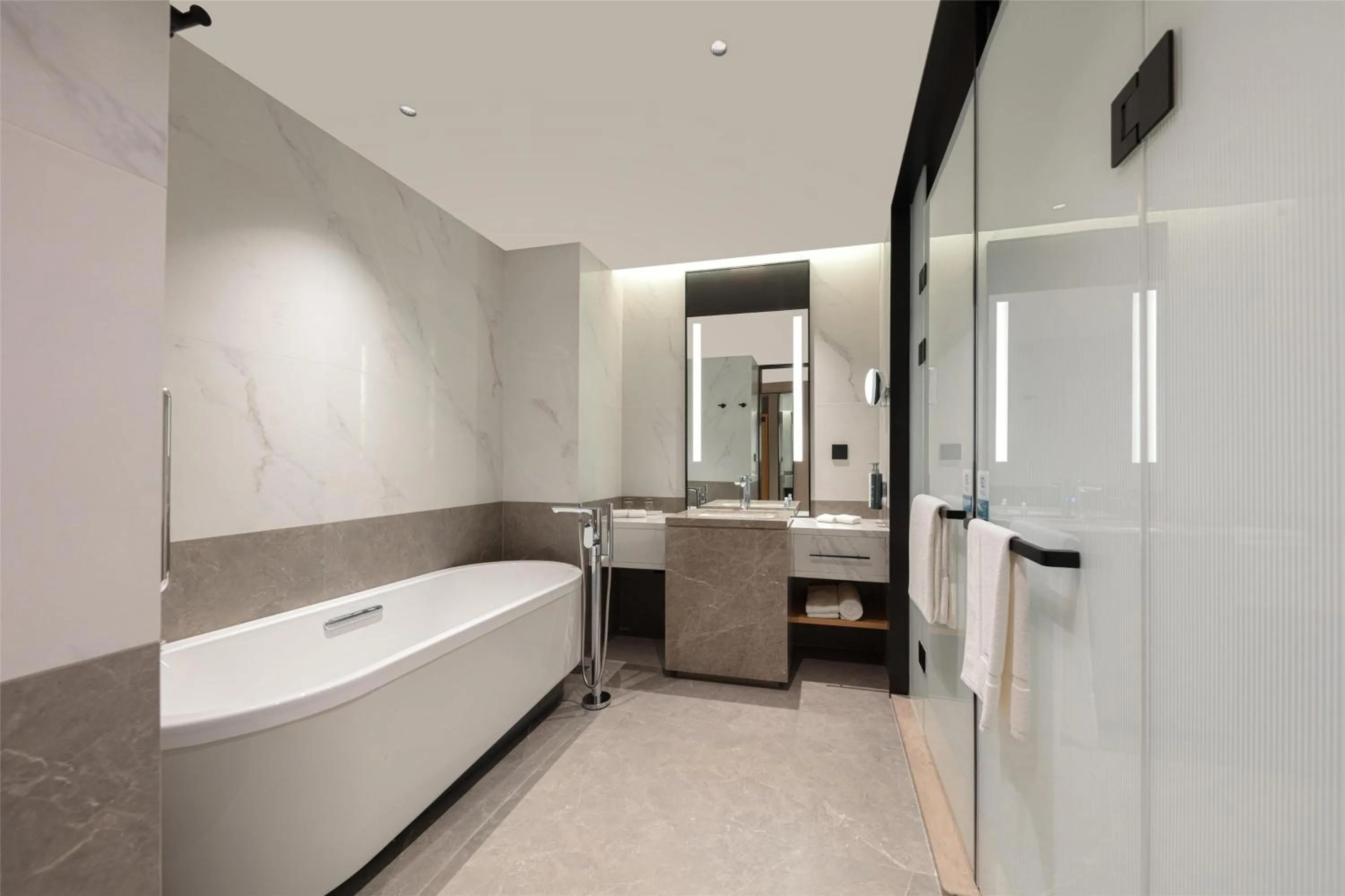 Bathroom in Hilton Garden Inn Shanghai Jiading