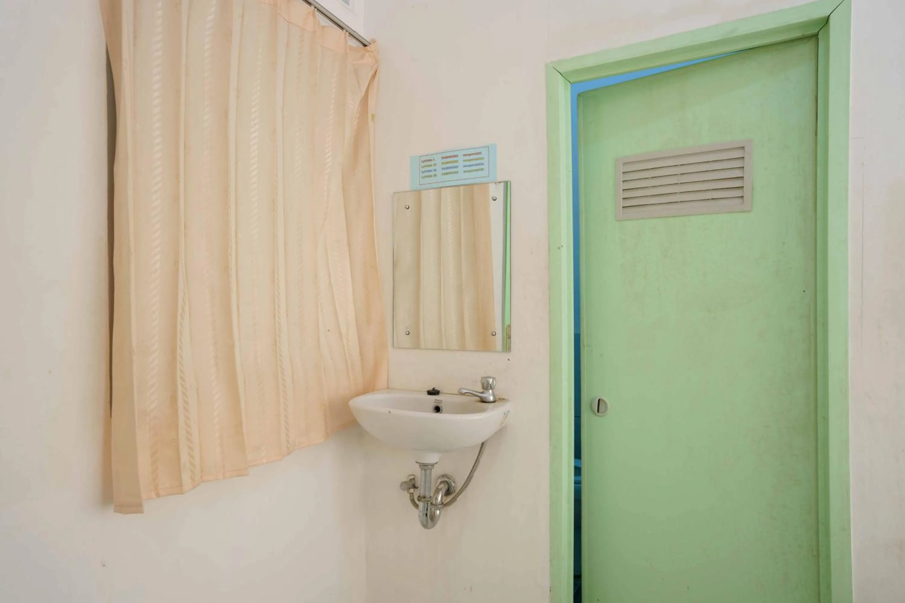 Bedroom in Lyfriska Residence Lampung RedPartner