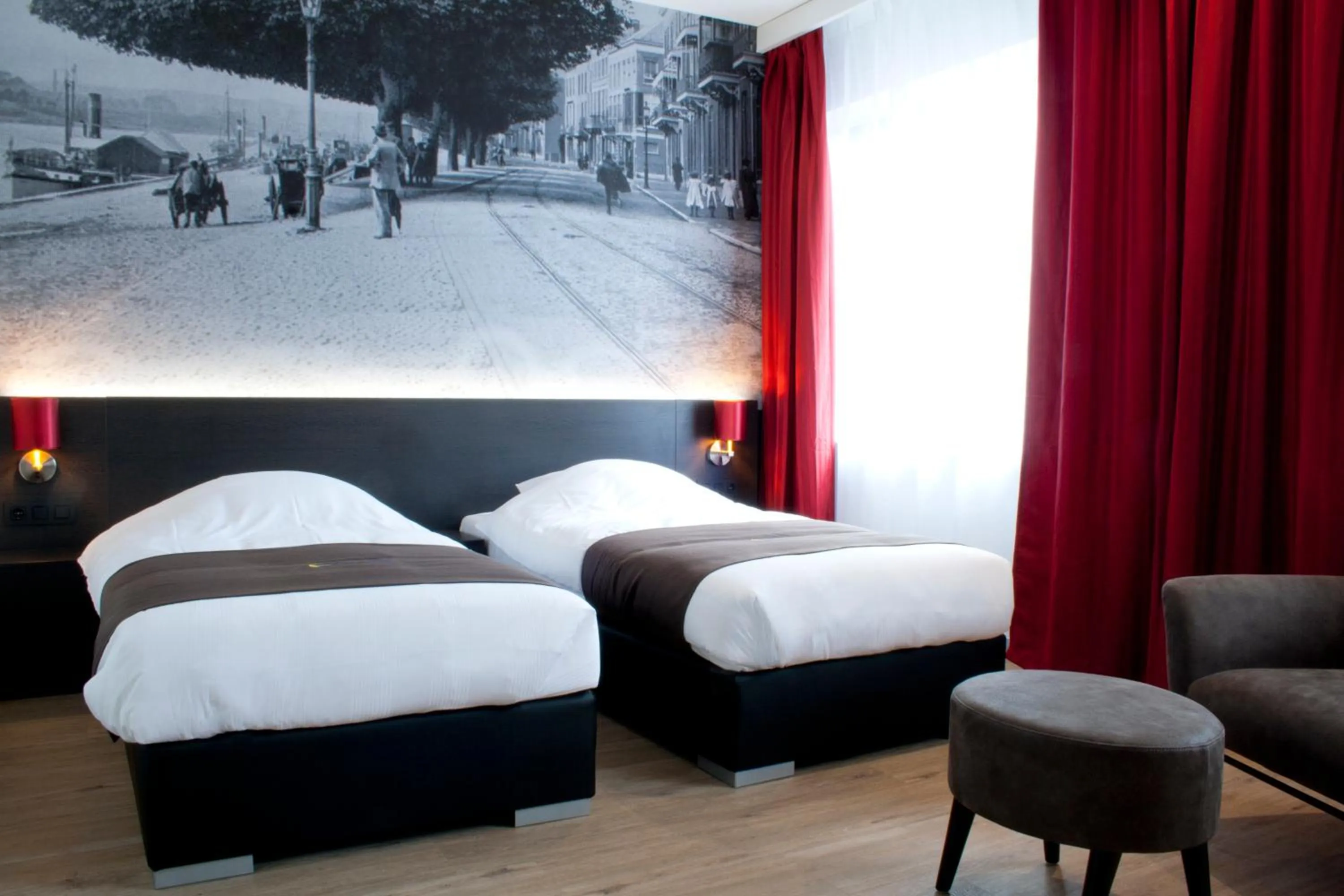 Bedroom, Bed in Bastion Hotel Arnhem