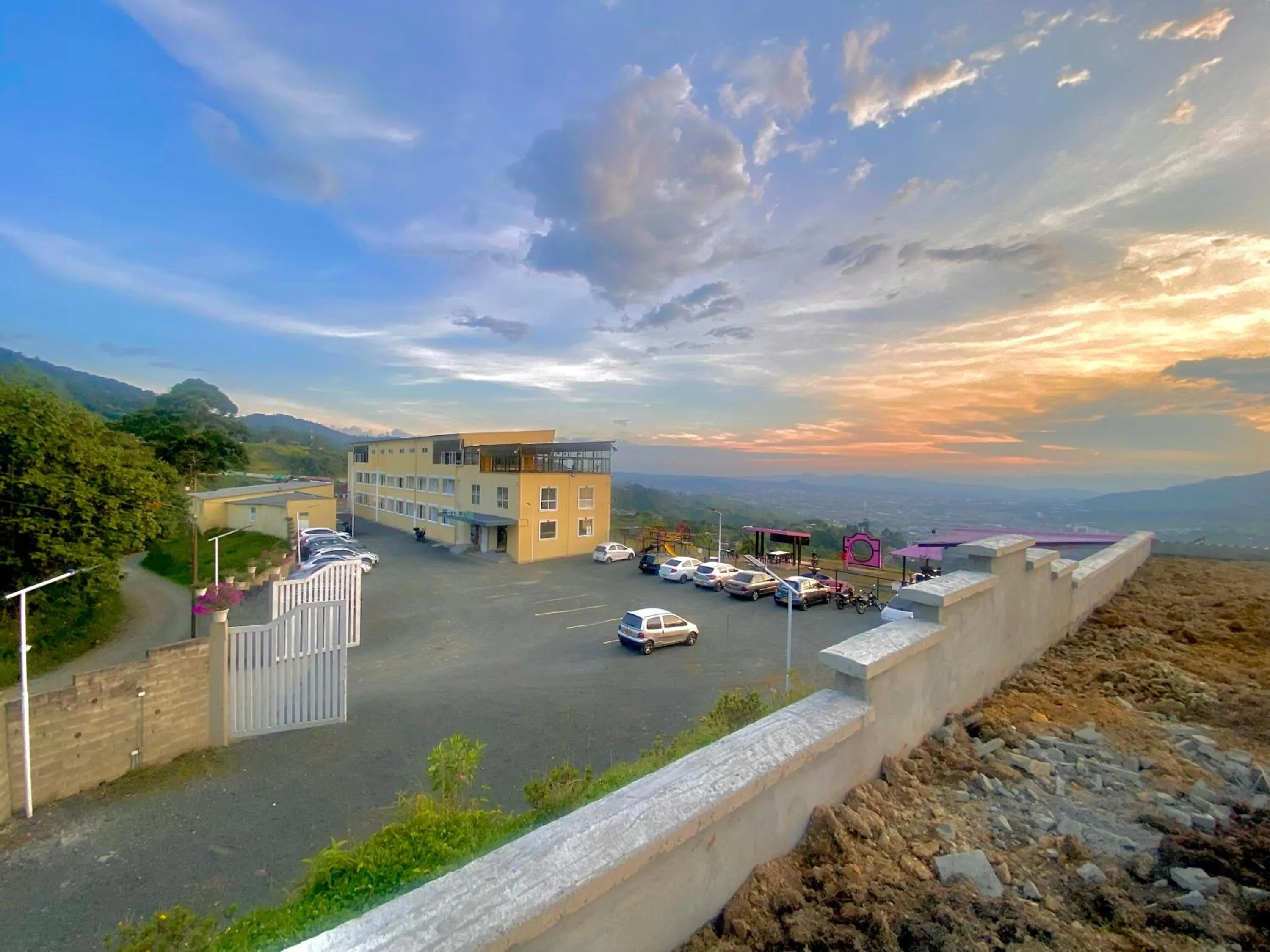 Property building in Hotel Entre Lomas