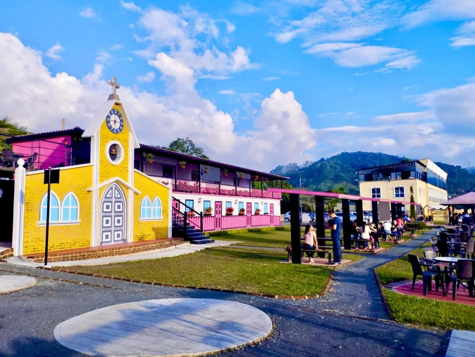 Spring in Hotel Entre Lomas