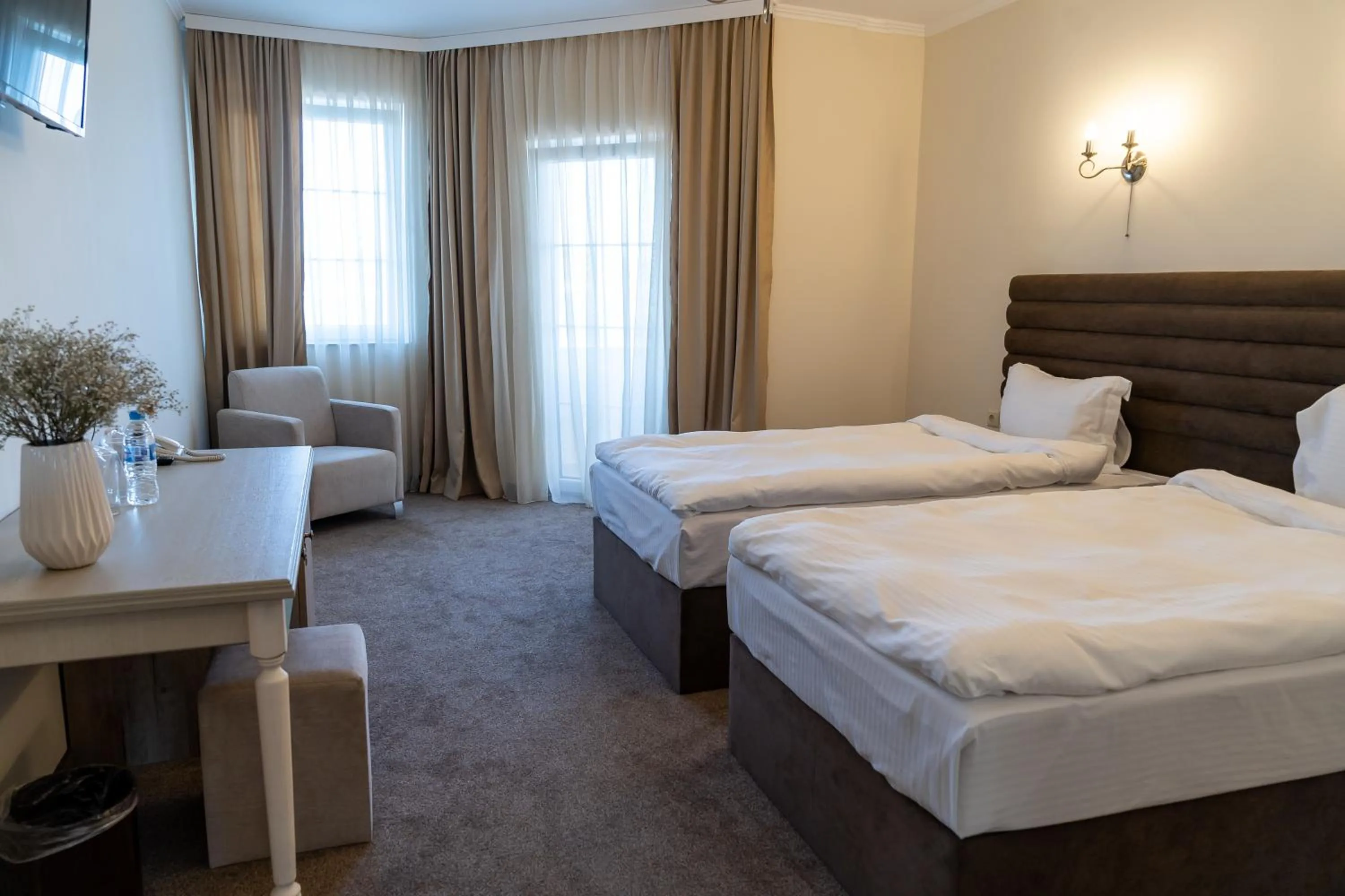 Photo of the whole room, Bed in Villa Della Rosa