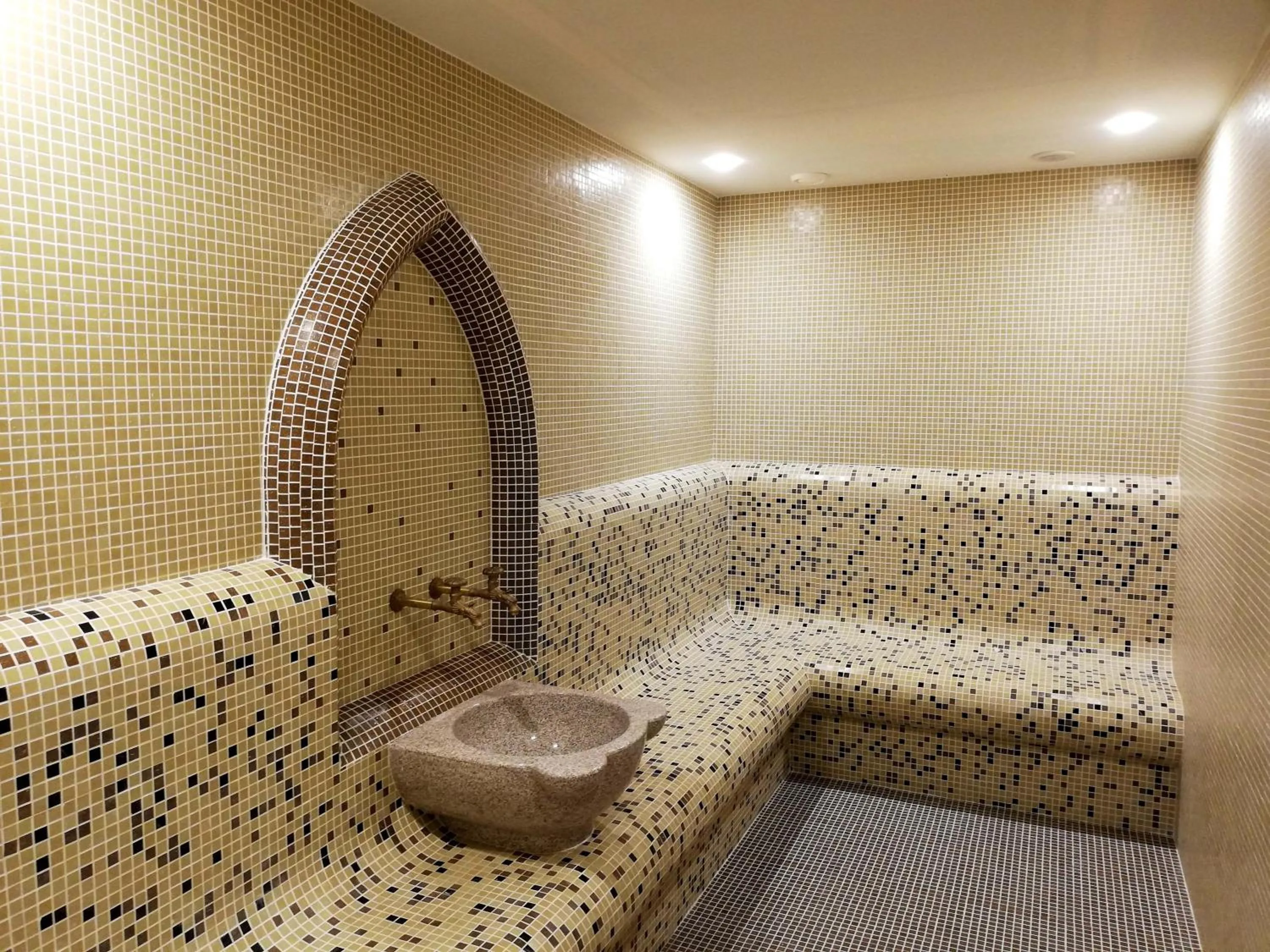 Steam room in Villa Della Rosa
