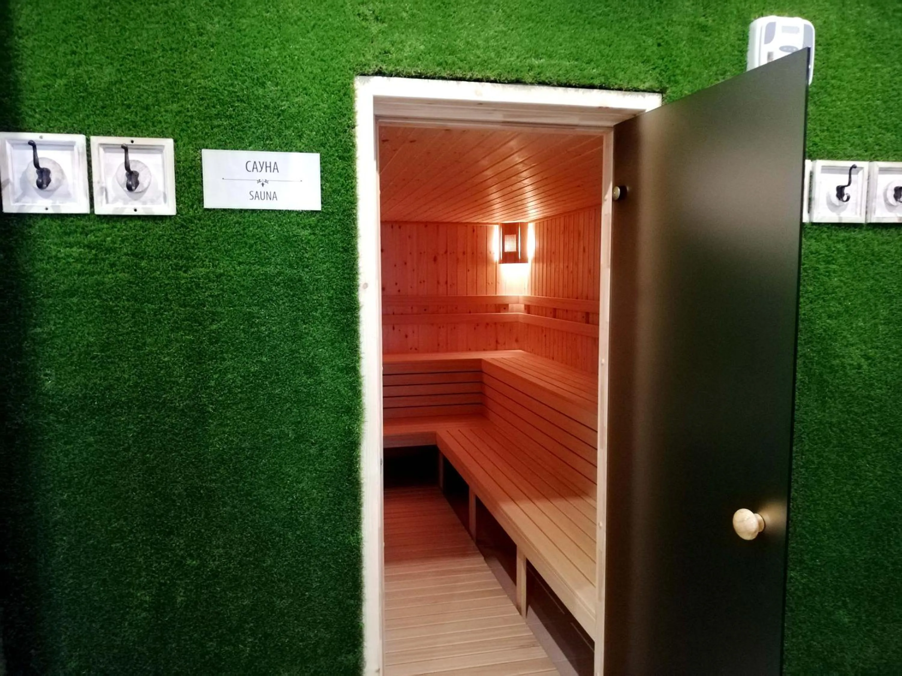 Sauna, Bed in Villa Della Rosa