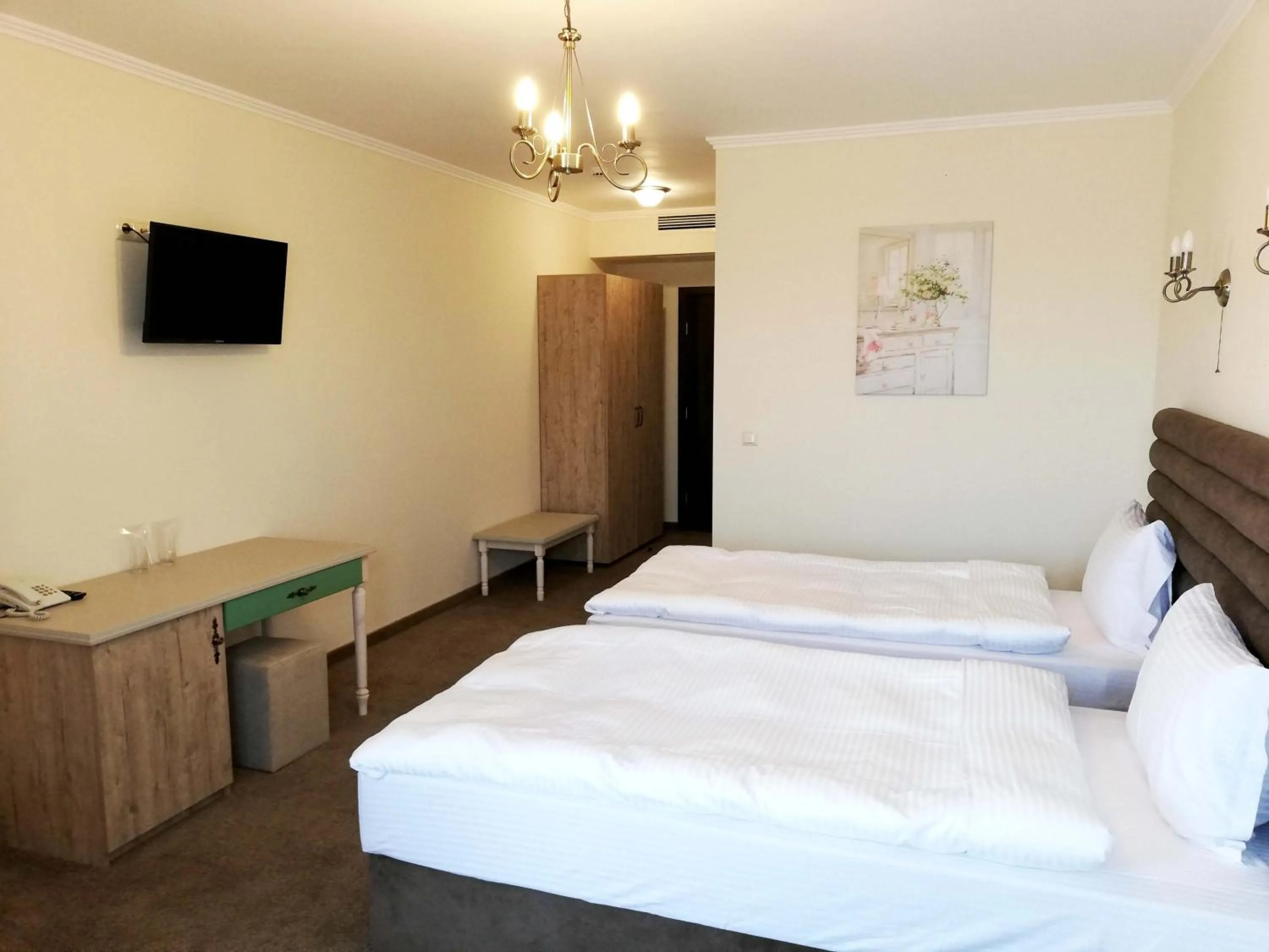 Photo of the whole room, Bed in Villa Della Rosa