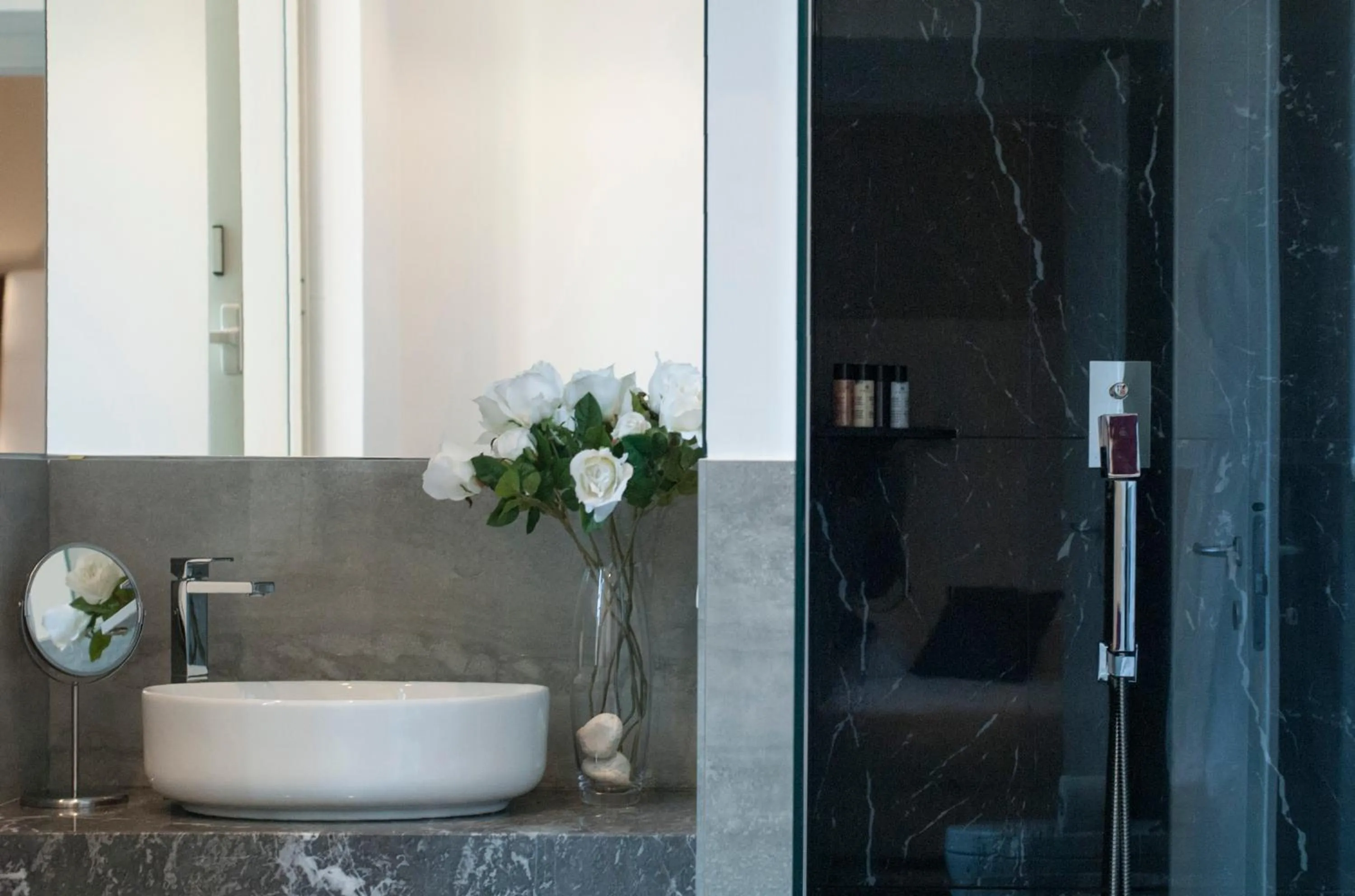 Bathroom in Roman Holidays Boutique