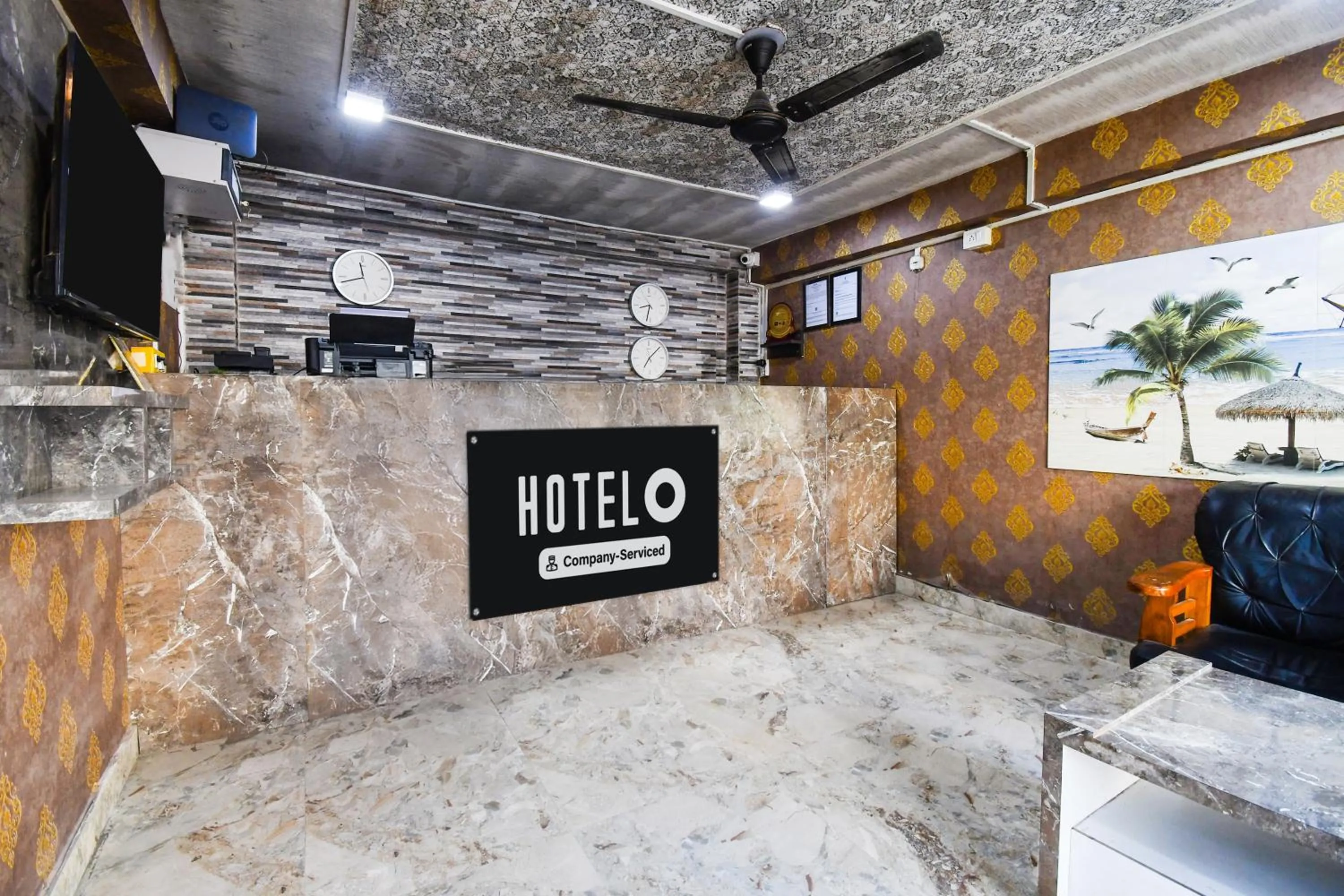 Lobby or reception in Super Hotel O Champasari Siliguri formerly Four Fox Suits