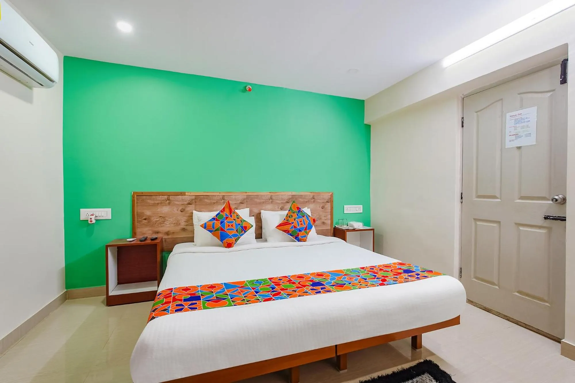 Bed in FabHotel Manyu Inn