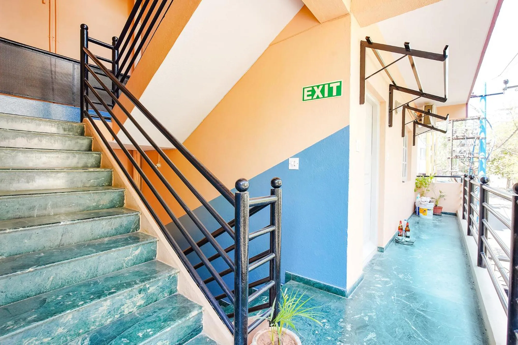 Balcony/Terrace in FabHotel Manyu Inn