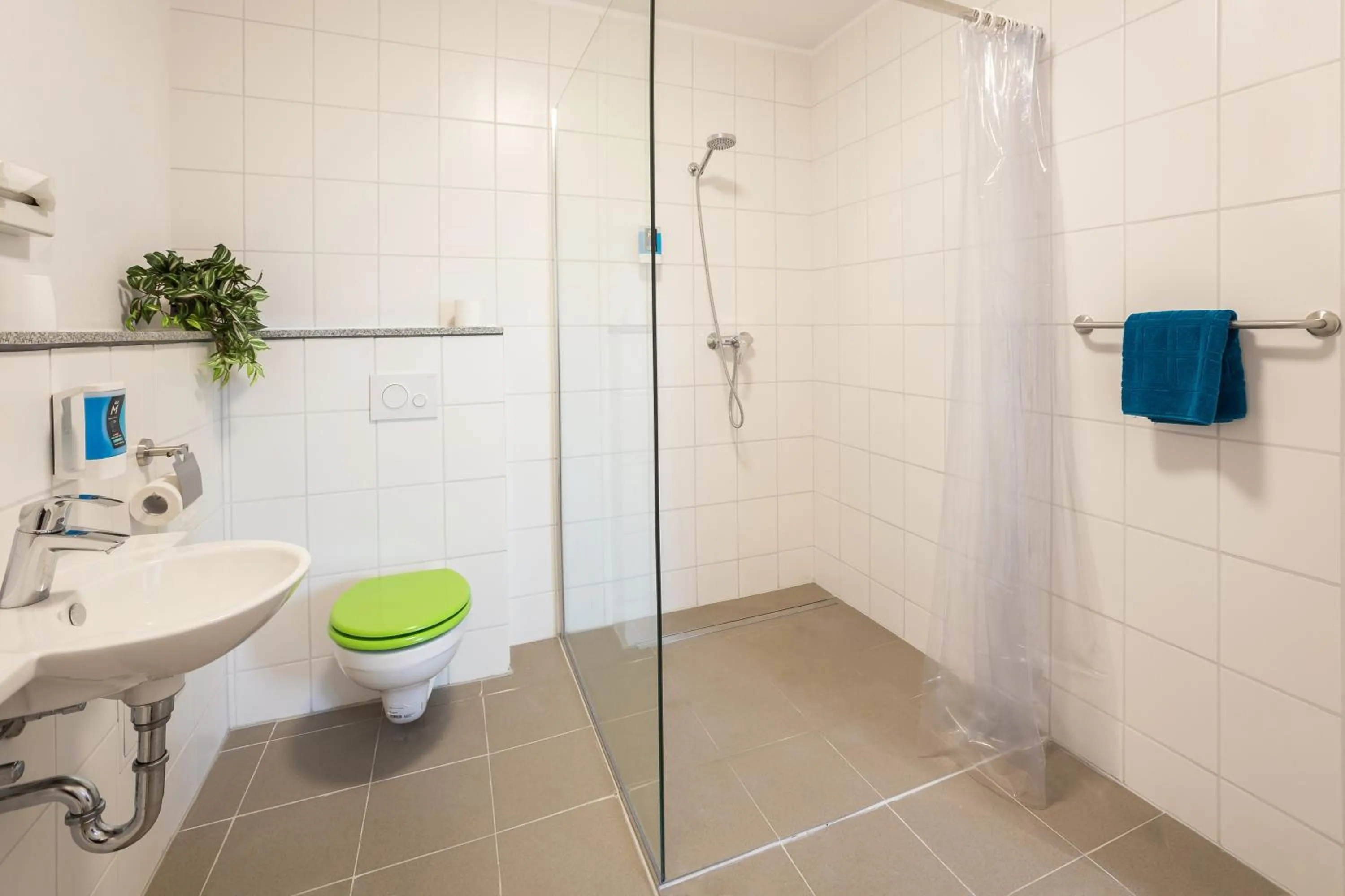 Shower in Hotel Ludwig