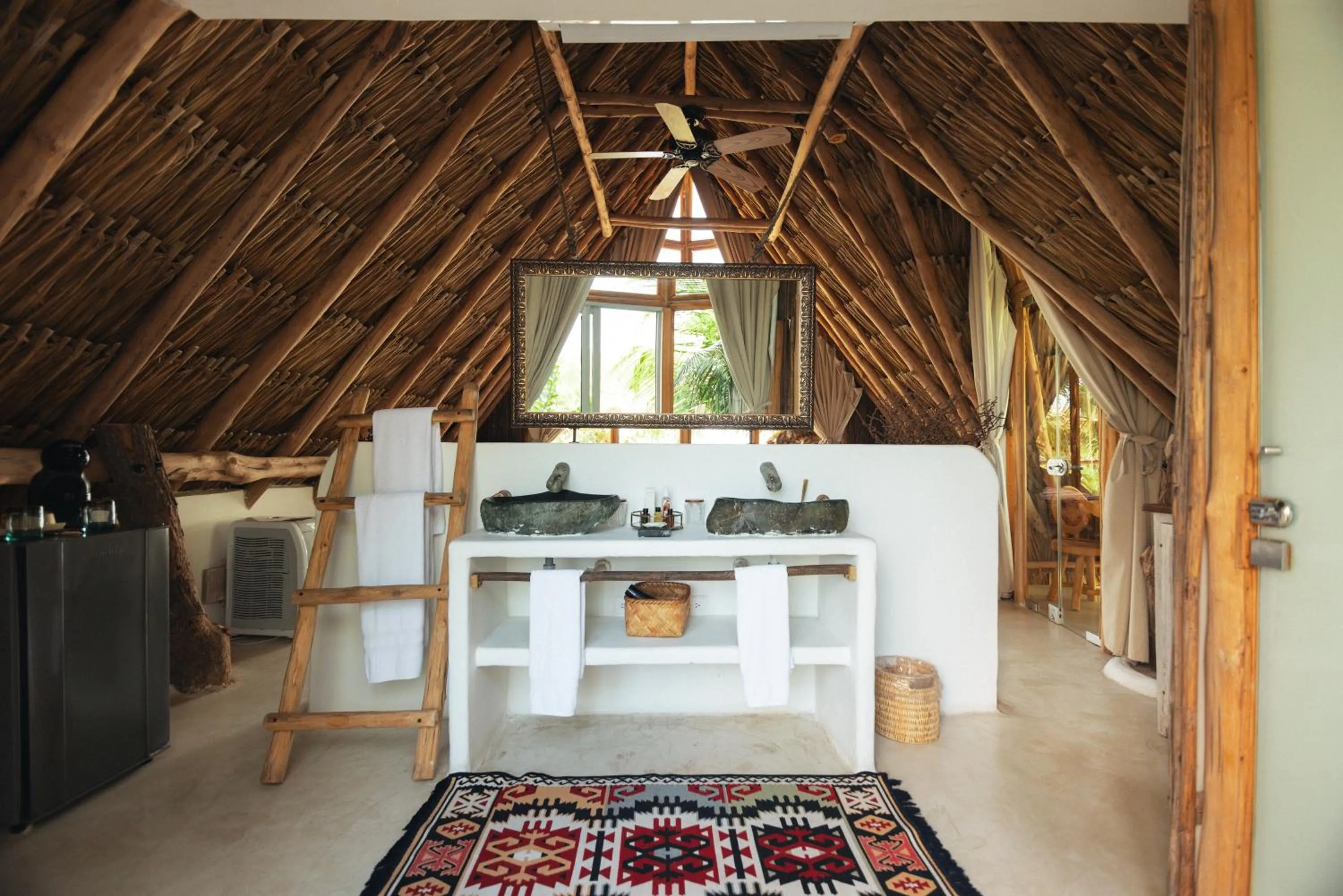 Bathroom in Éteka Slow Beach Hotel Adults Only