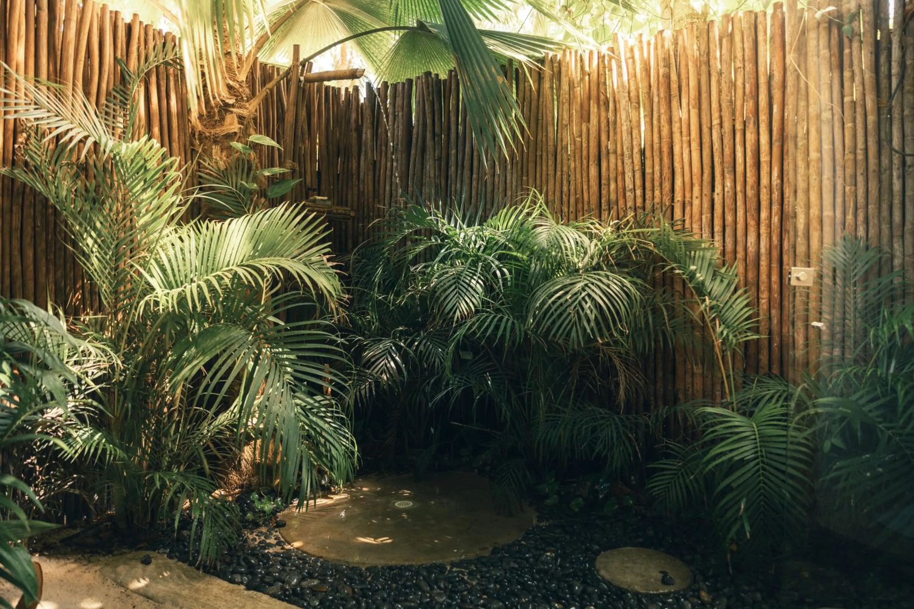 Shower in Éteka Slow Beach Hotel Adults Only