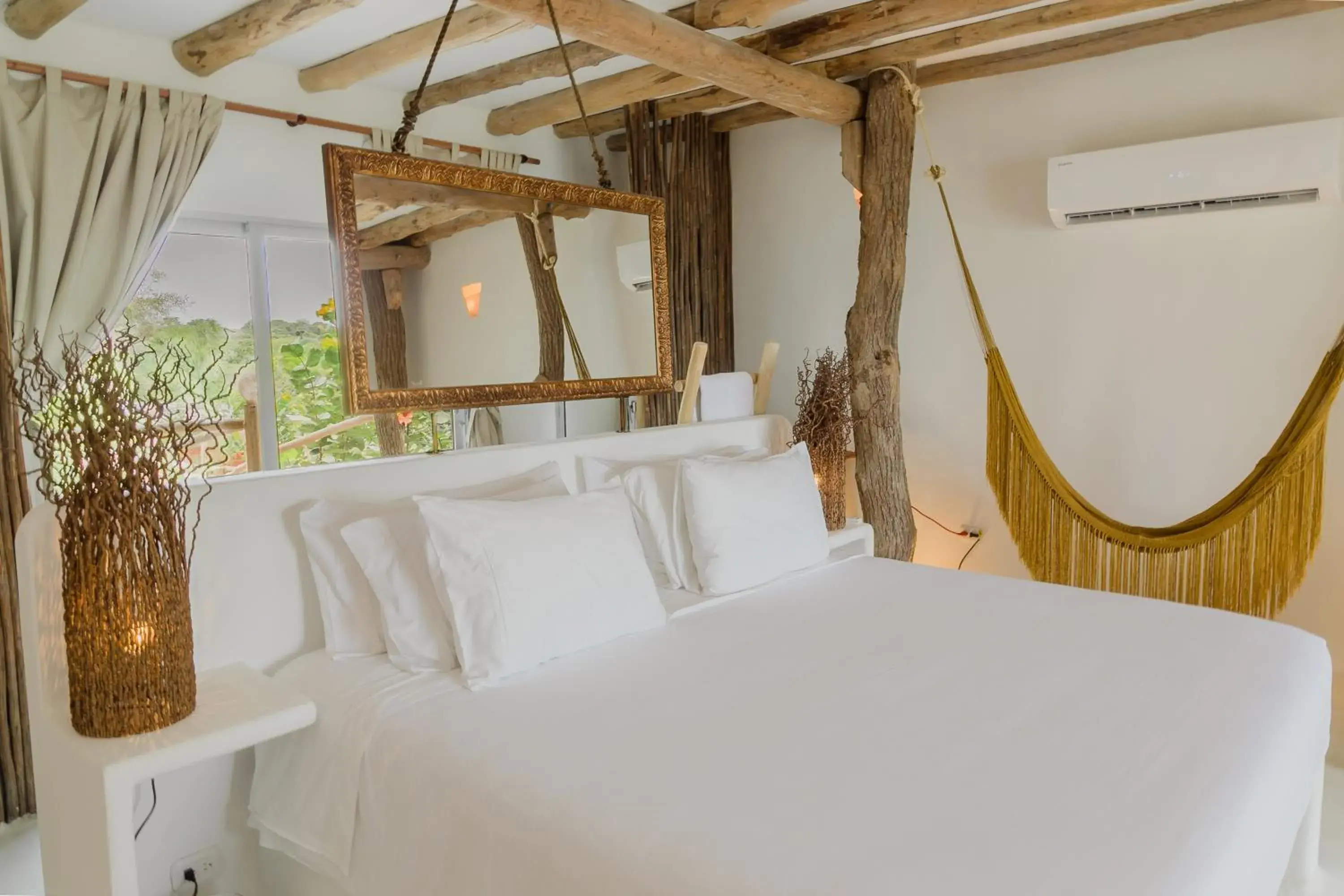 Deluxe Suite with Sea View in Éteka Slow Beach Hotel Adults Only Deluxe Suite with Sea View in Éteka Slow Beach Hotel Adults Only