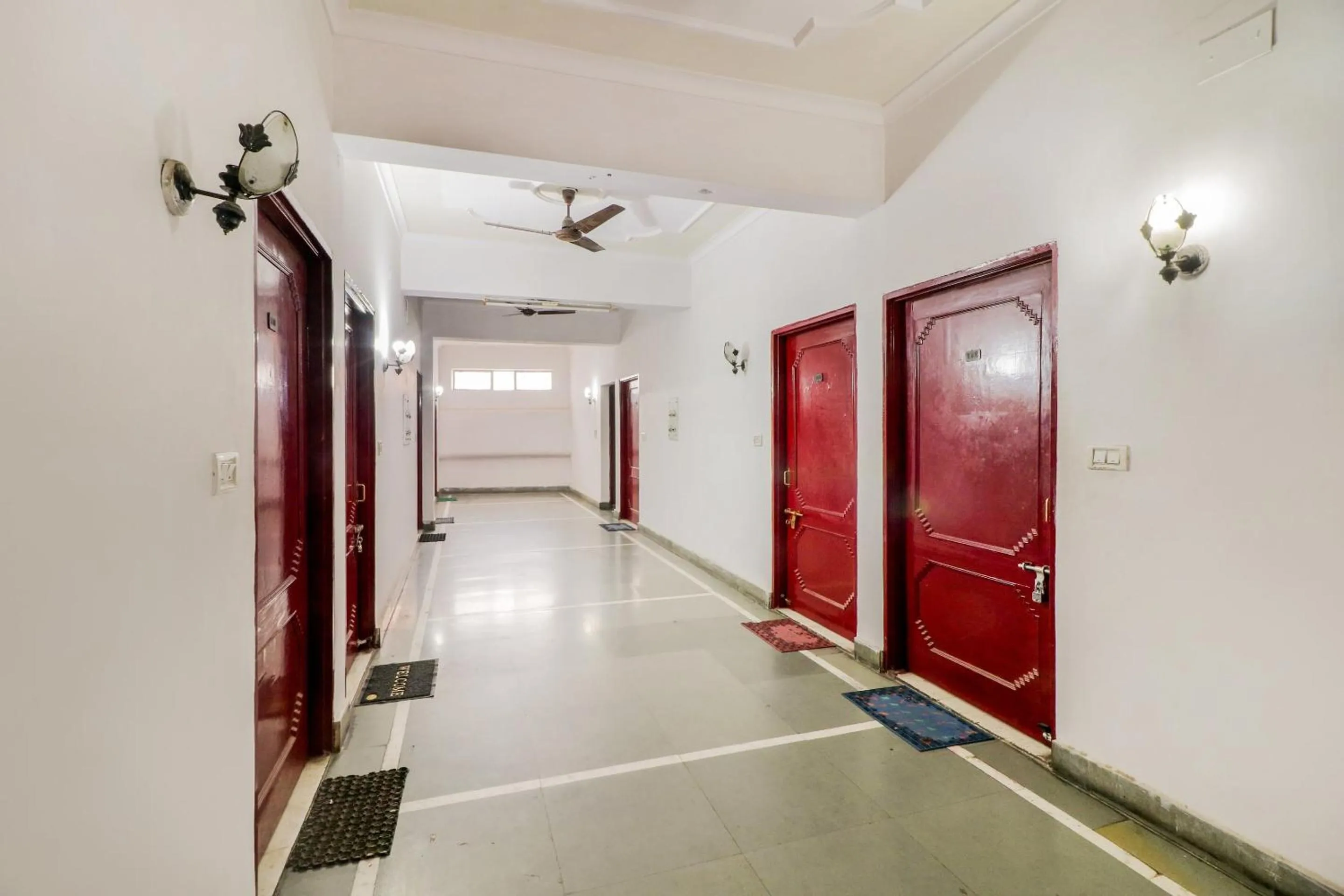 Lobby or reception in J C Guest House