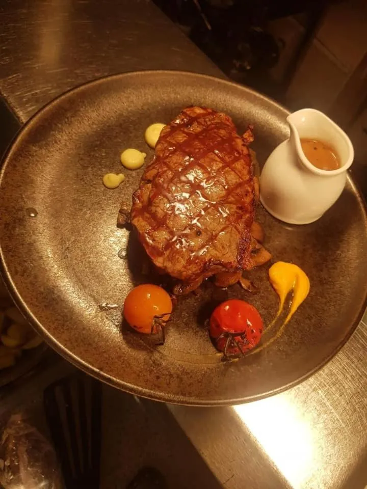 Food and drinks in The Bowers Bar & Restaurant