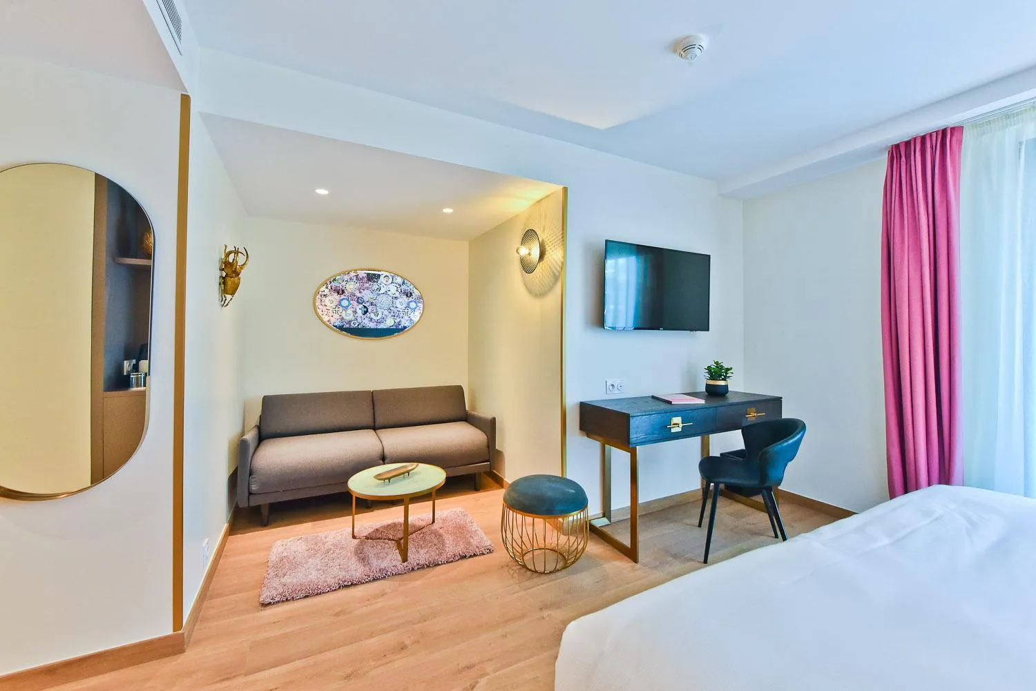 Bedroom, Bed in Hôtel La Villa Port d'Antibes & Spa