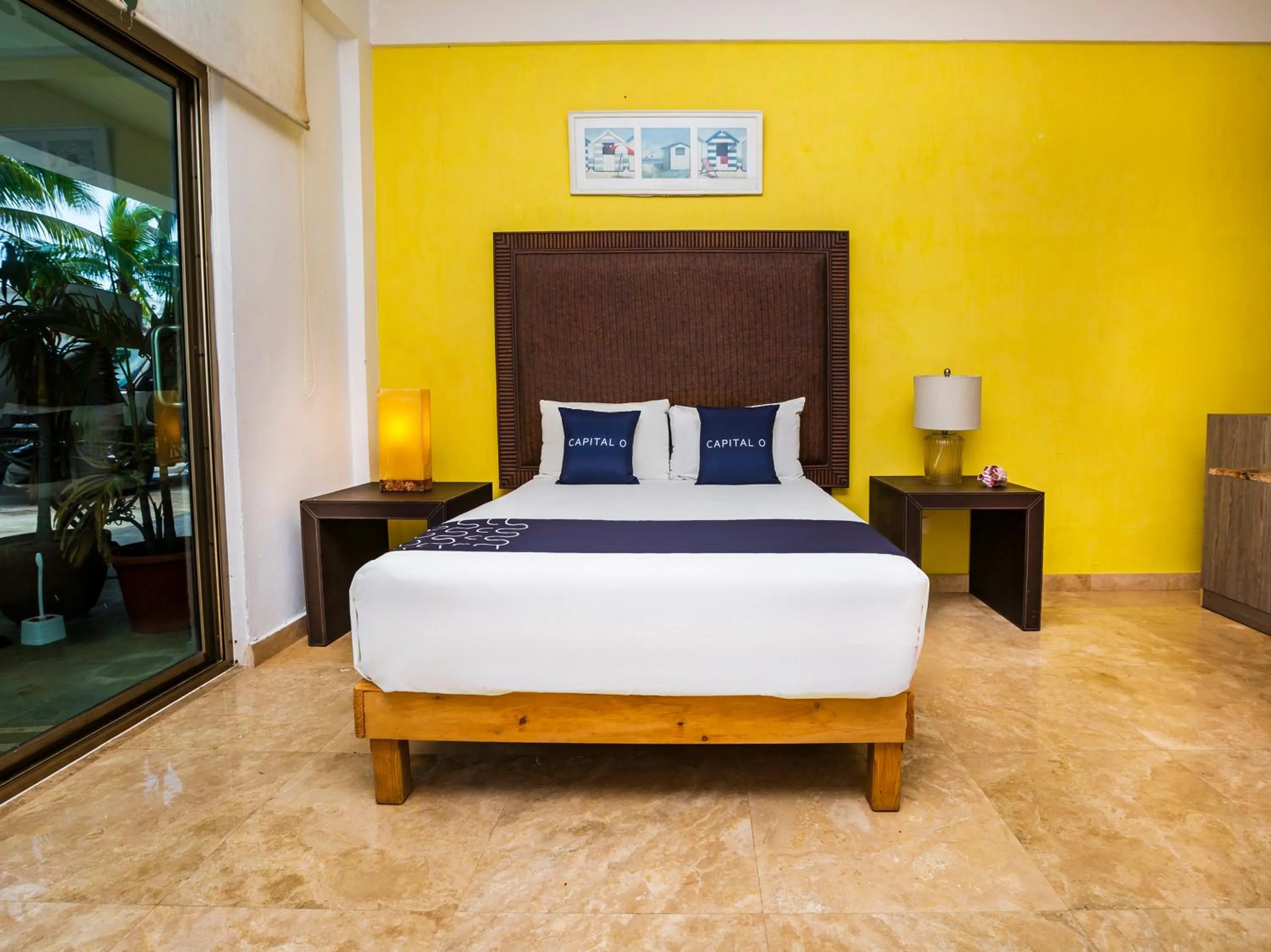 Standard Queen Room with Two Queen Beds in Capital O Cancun International Airport 24 7