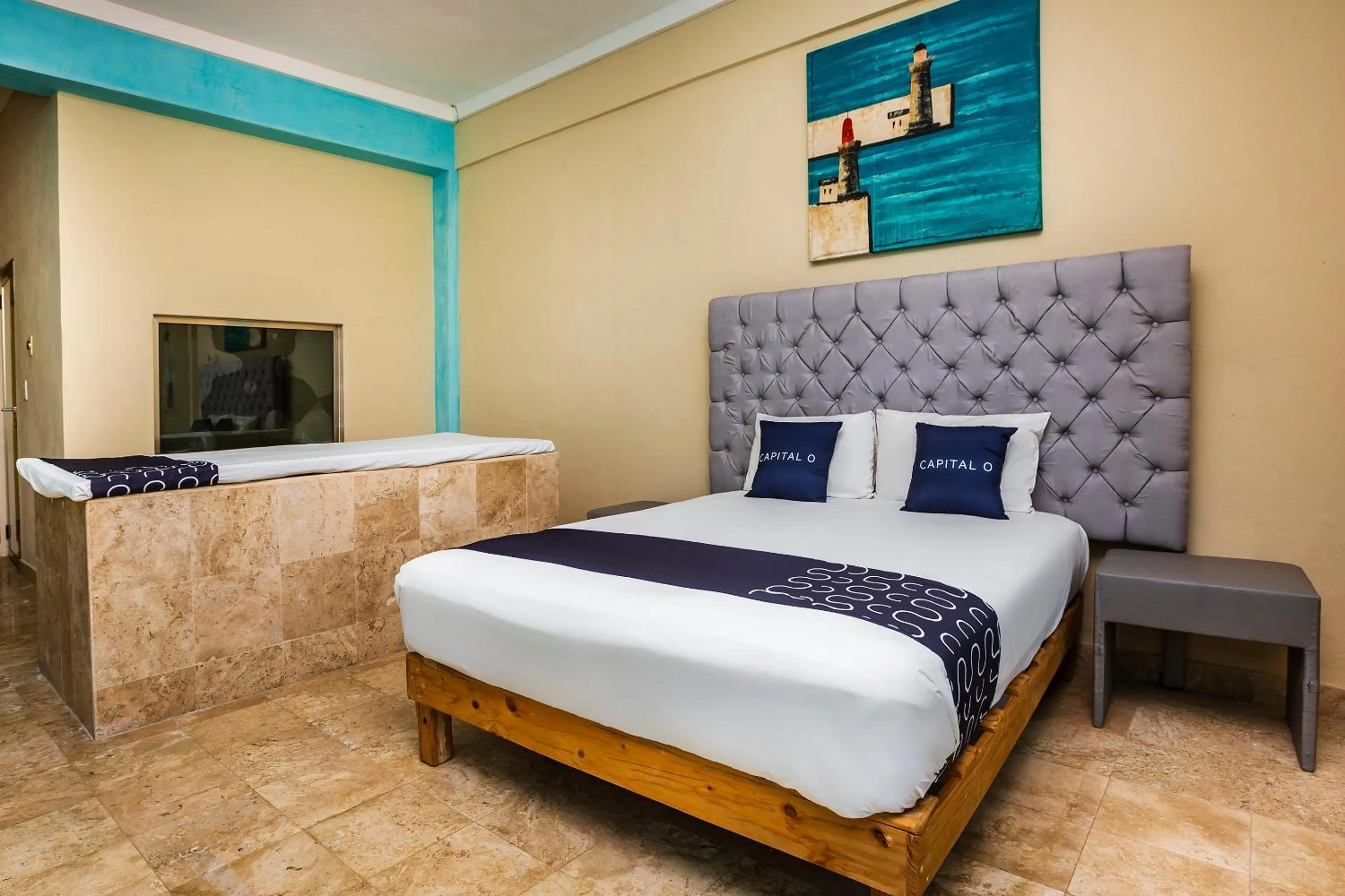 Bedroom, Bed in Capital O Cancun International Airport 24 7