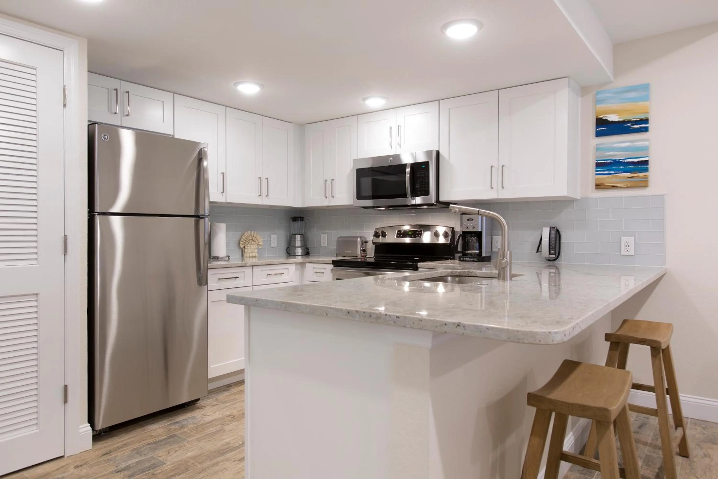 Kitchen or kitchenette in The Fold Hotels Indian Shores