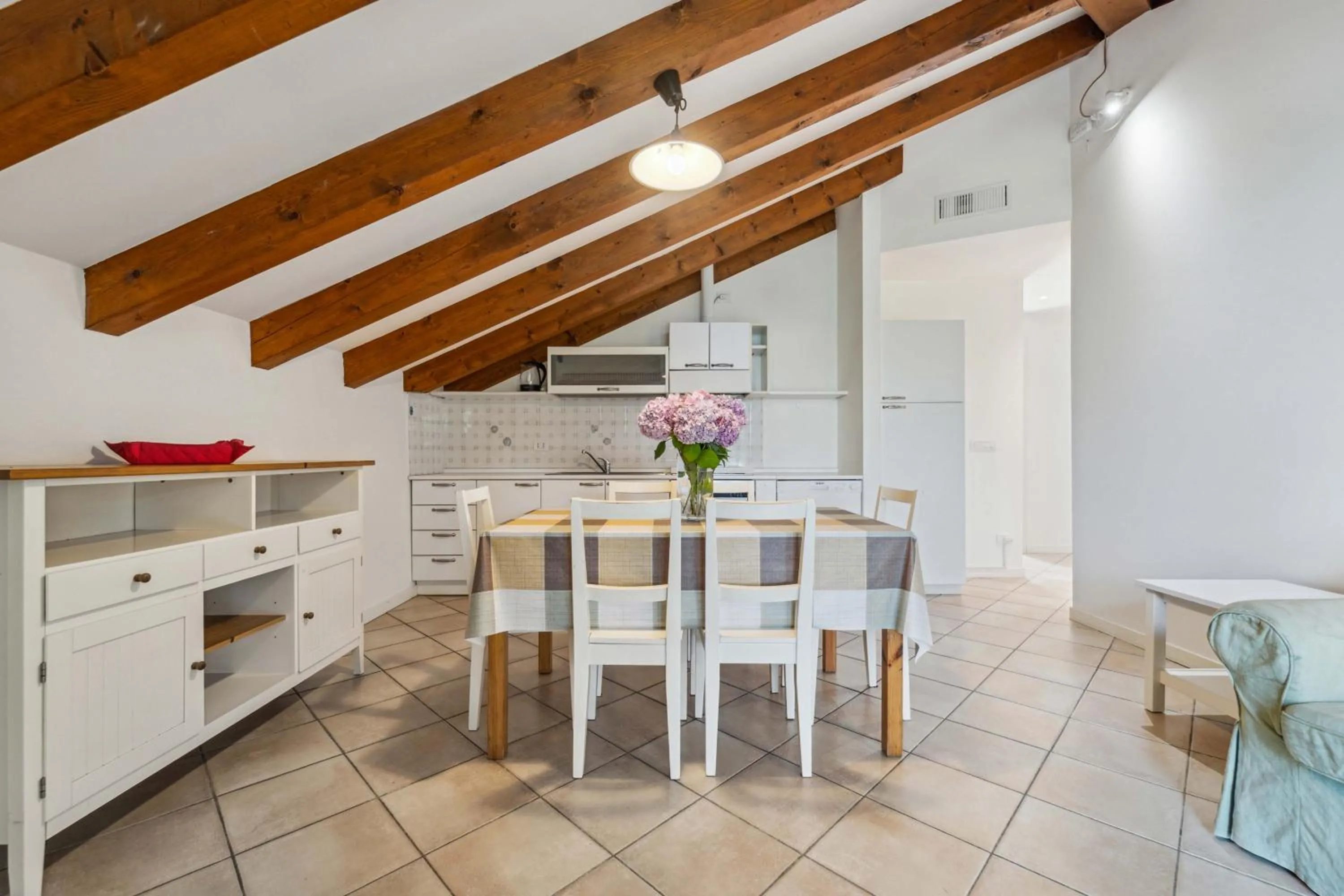 Kitchen or kitchenette in Green Village Accommodations