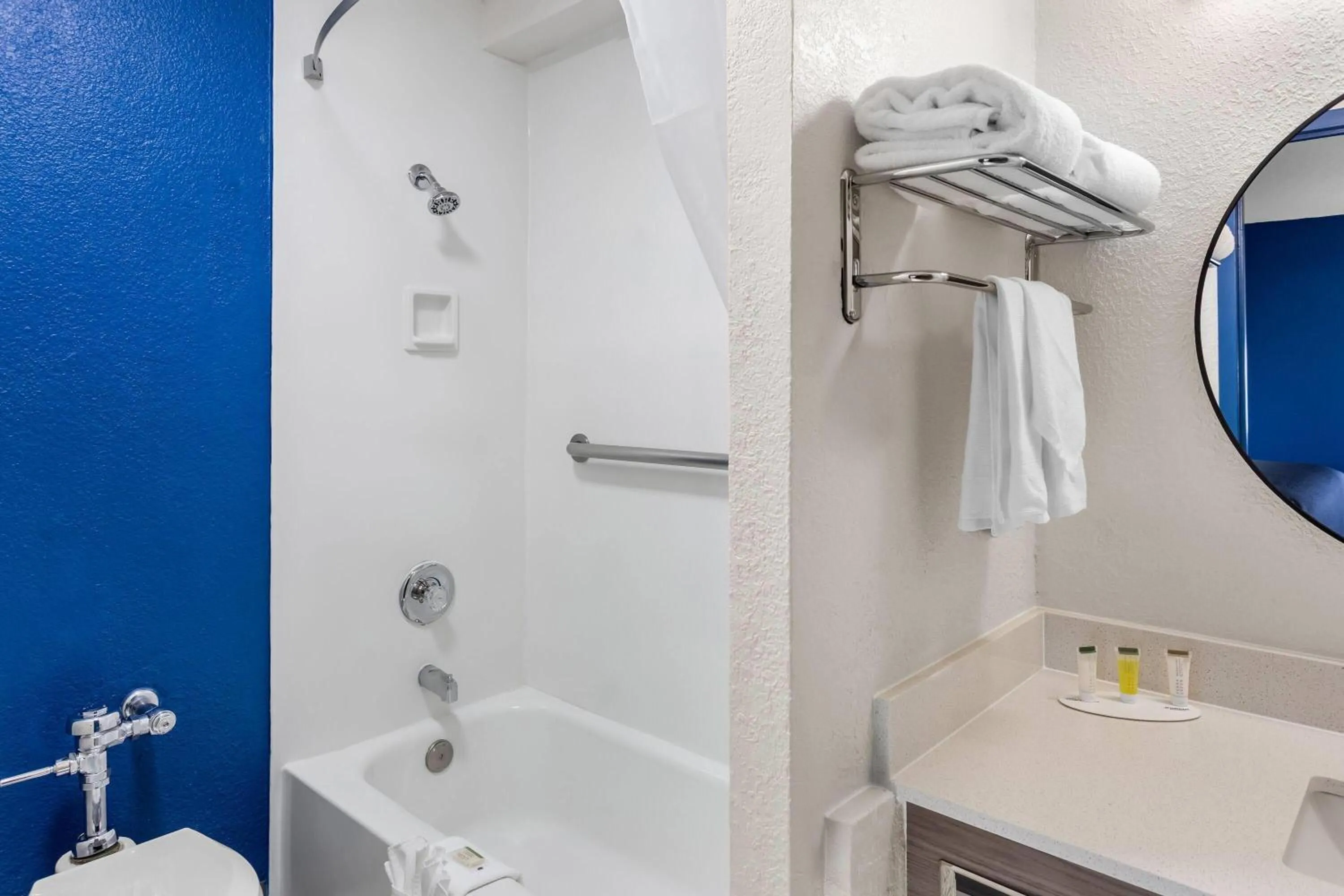 Bathroom in Super 8 by Wyndham Chicago IL