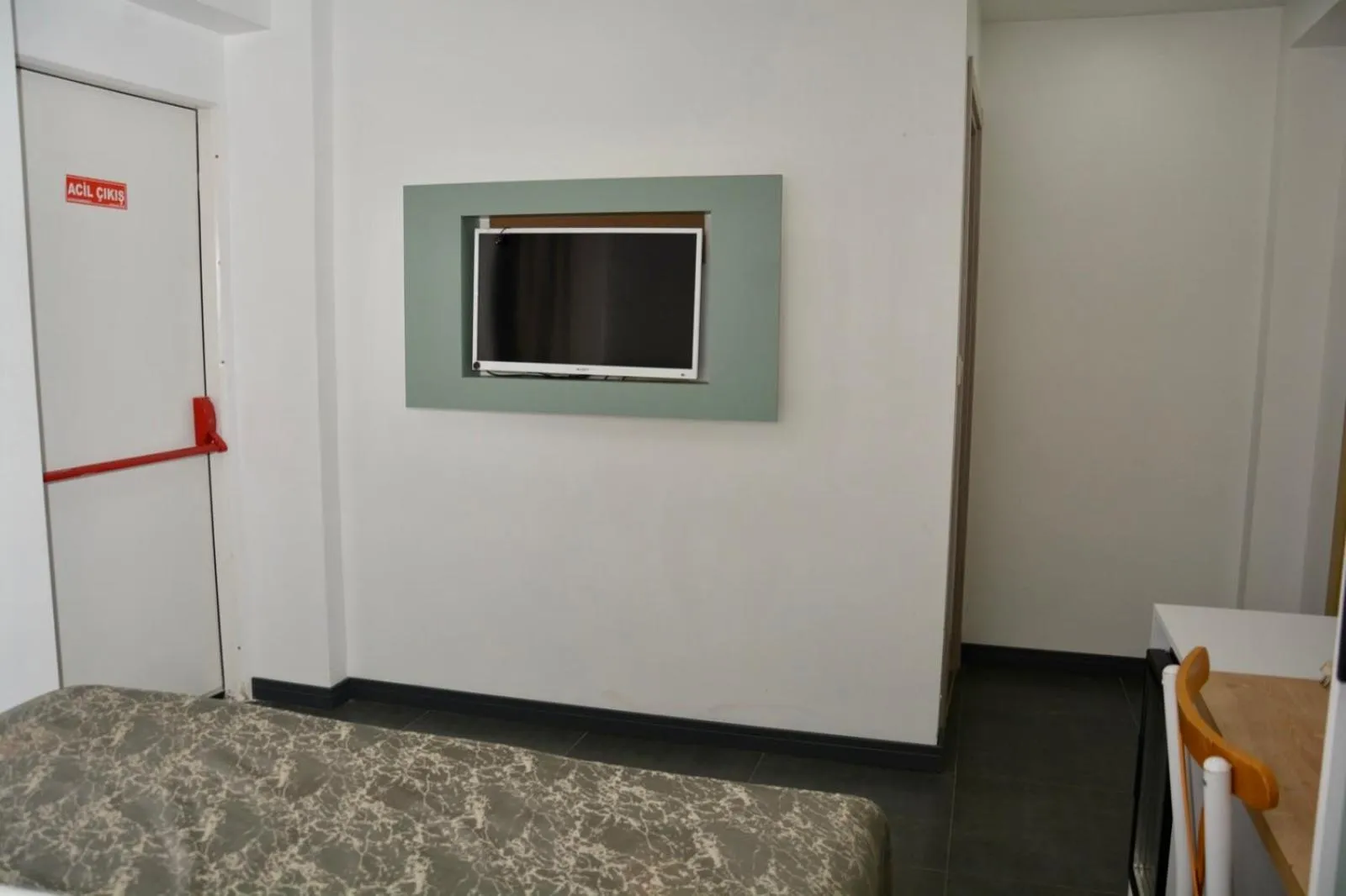 TV and multimedia, Bed in My Sun Hotel