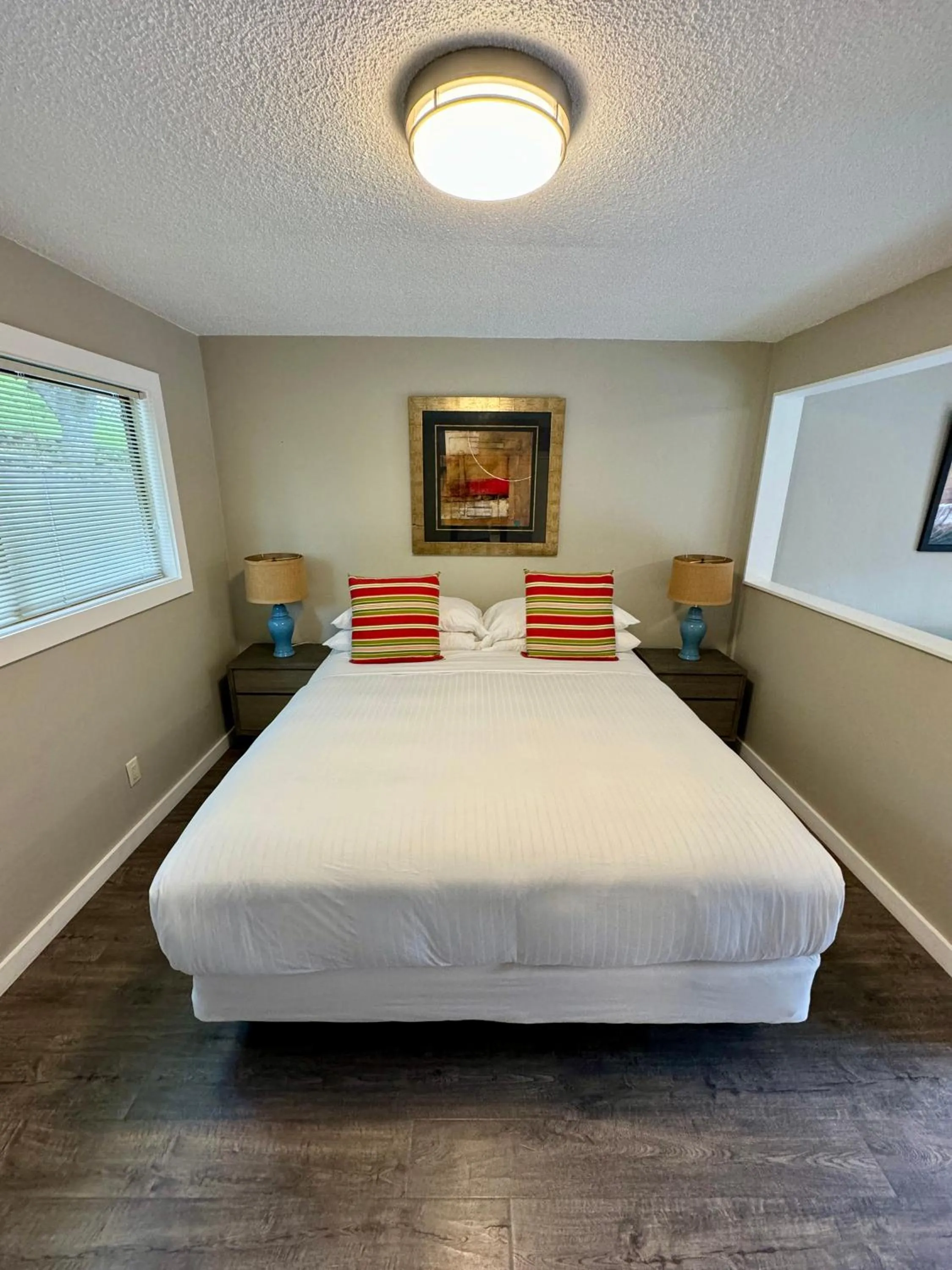 Bed in Hidden Valley Inn