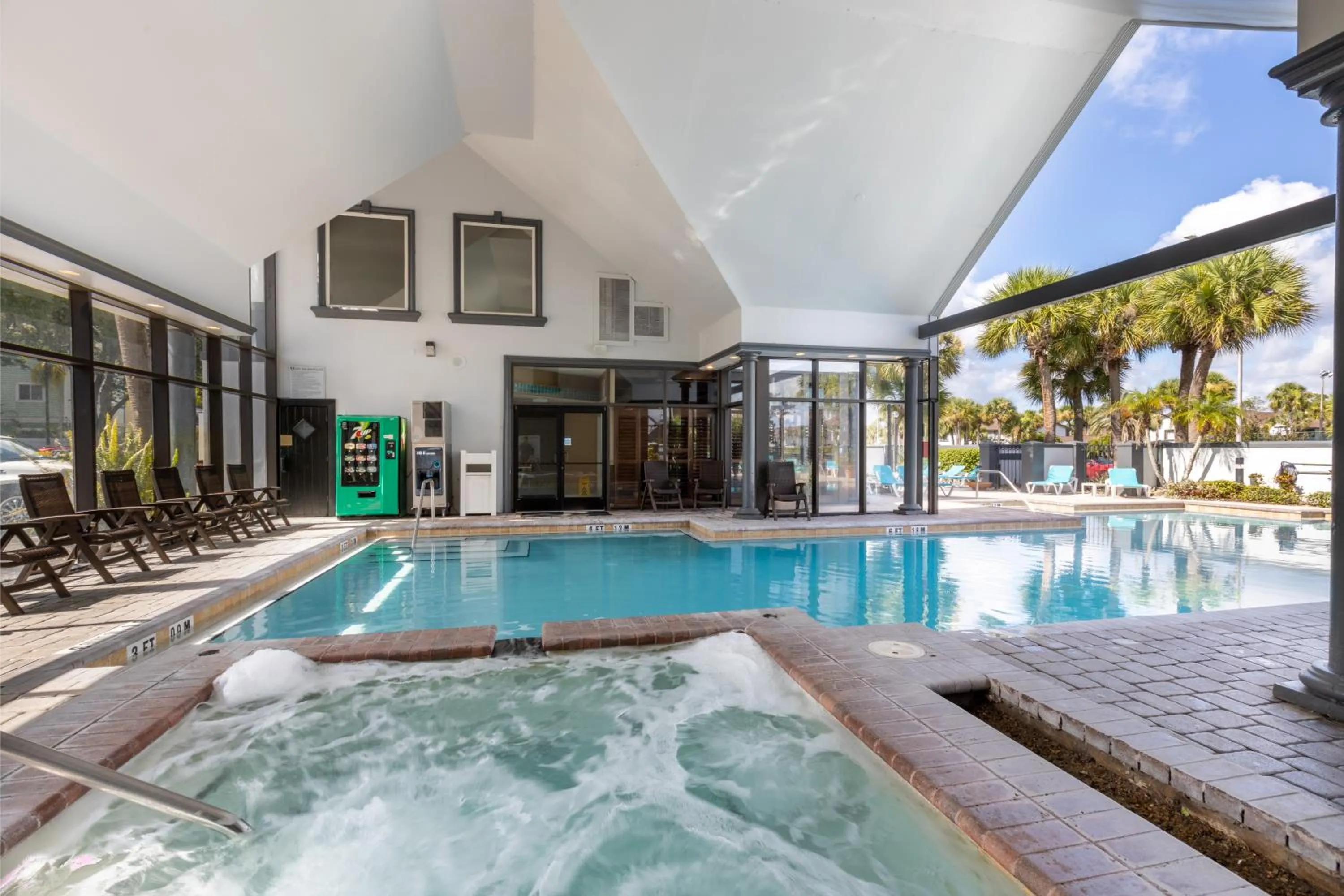 Hot Tub in Legacy Vacation Resorts Kissimmee & Orlando - Near Disney