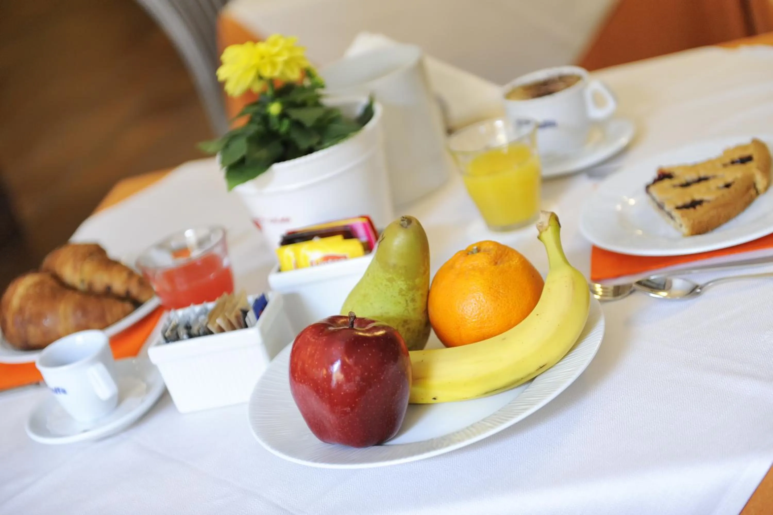 Restaurant/places to eat in Hotel al Corso