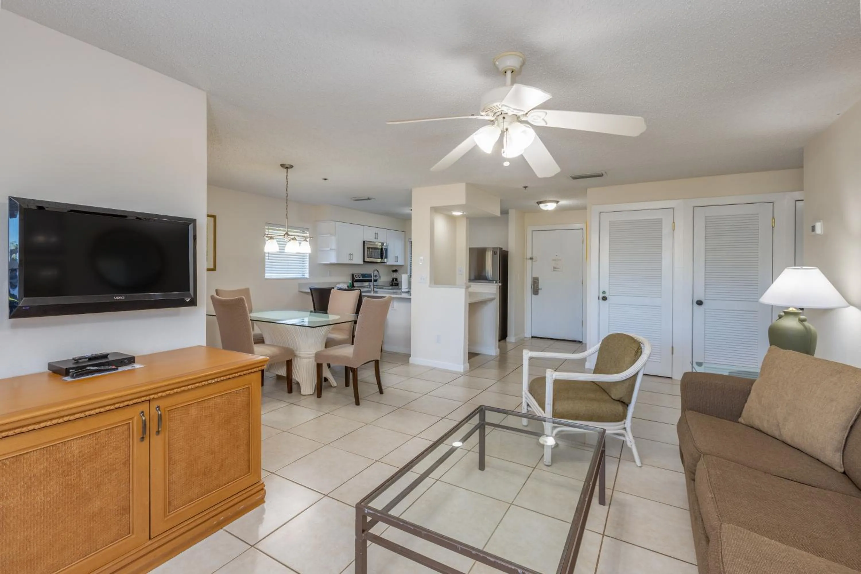 Seating area in Legacy Vacation Resorts - Palm Coast