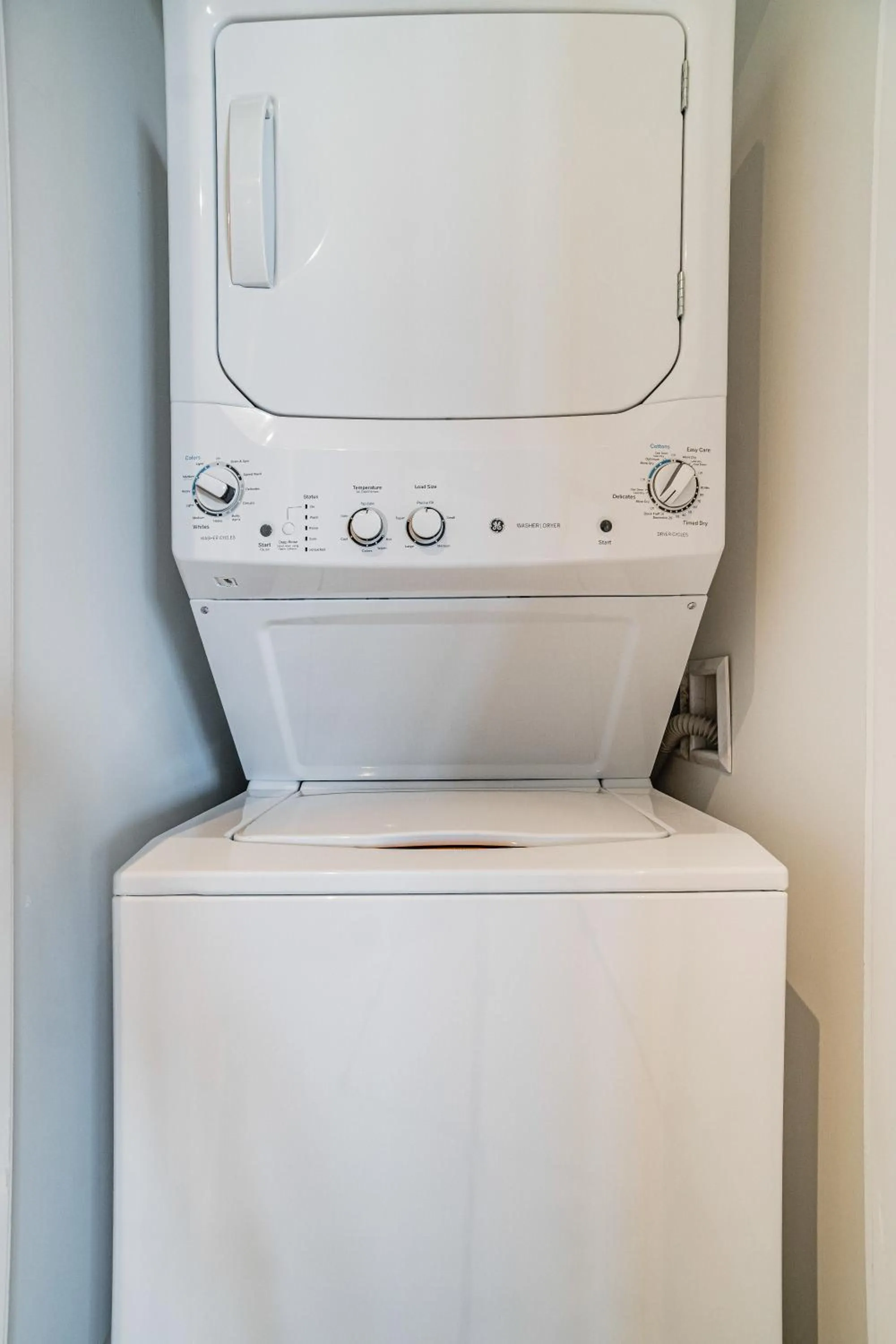 Area and facilities in Hyde Beach House Hollywood Private Suites