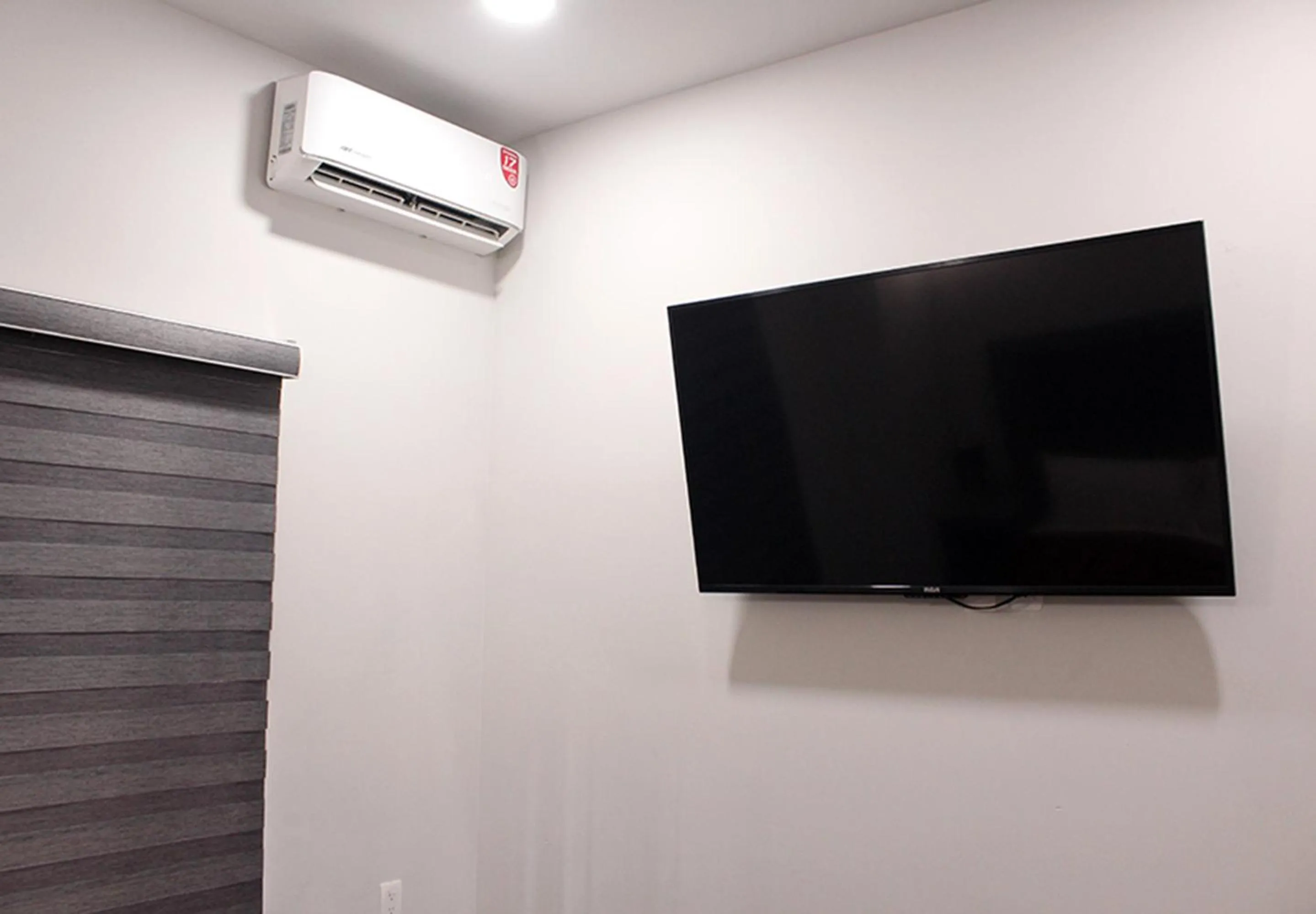 TV and multimedia in Hotel ANB Aeropuerto Guadalajara