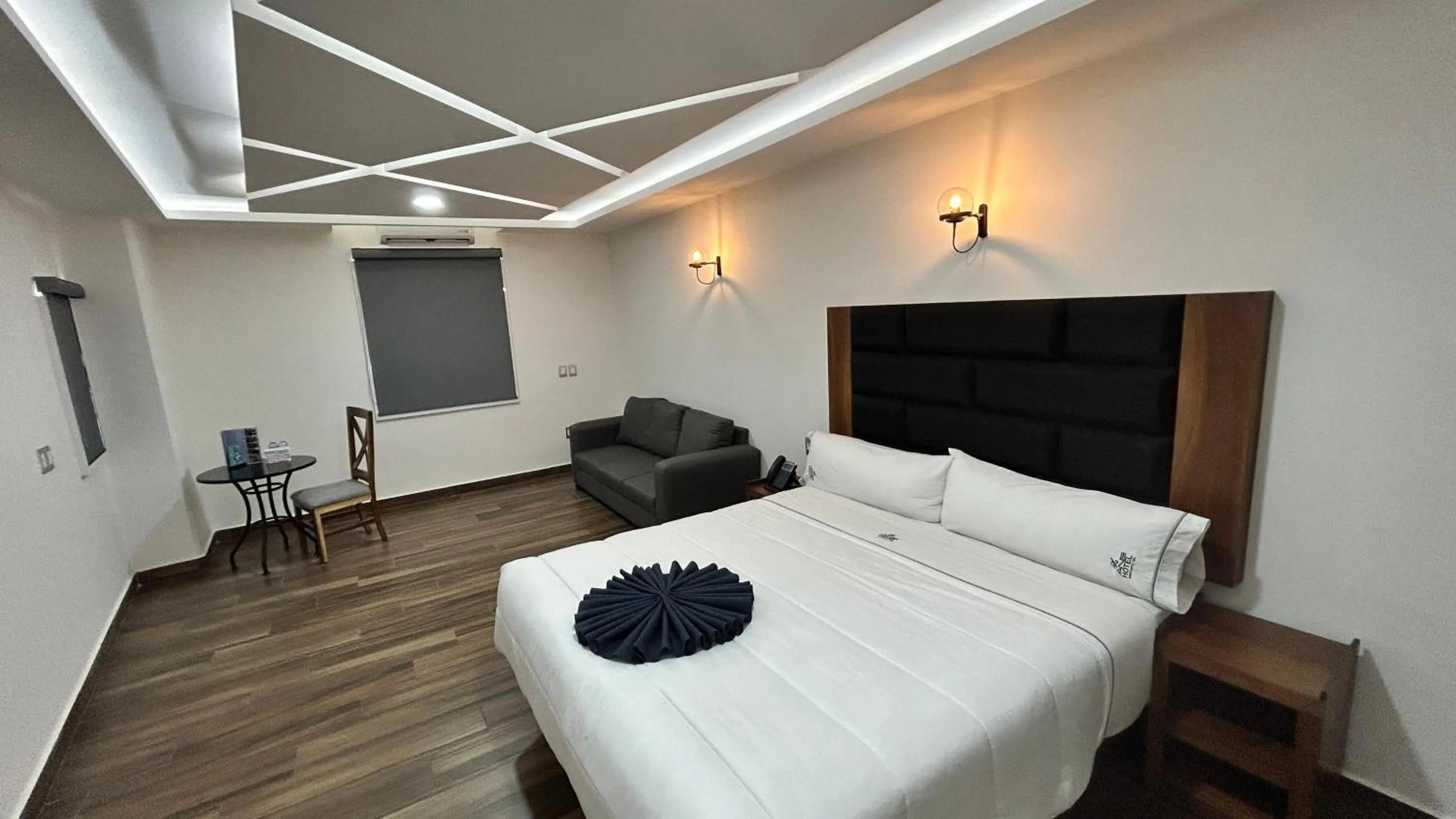 Living room, Bed in Hotel ANB Aeropuerto Guadalajara