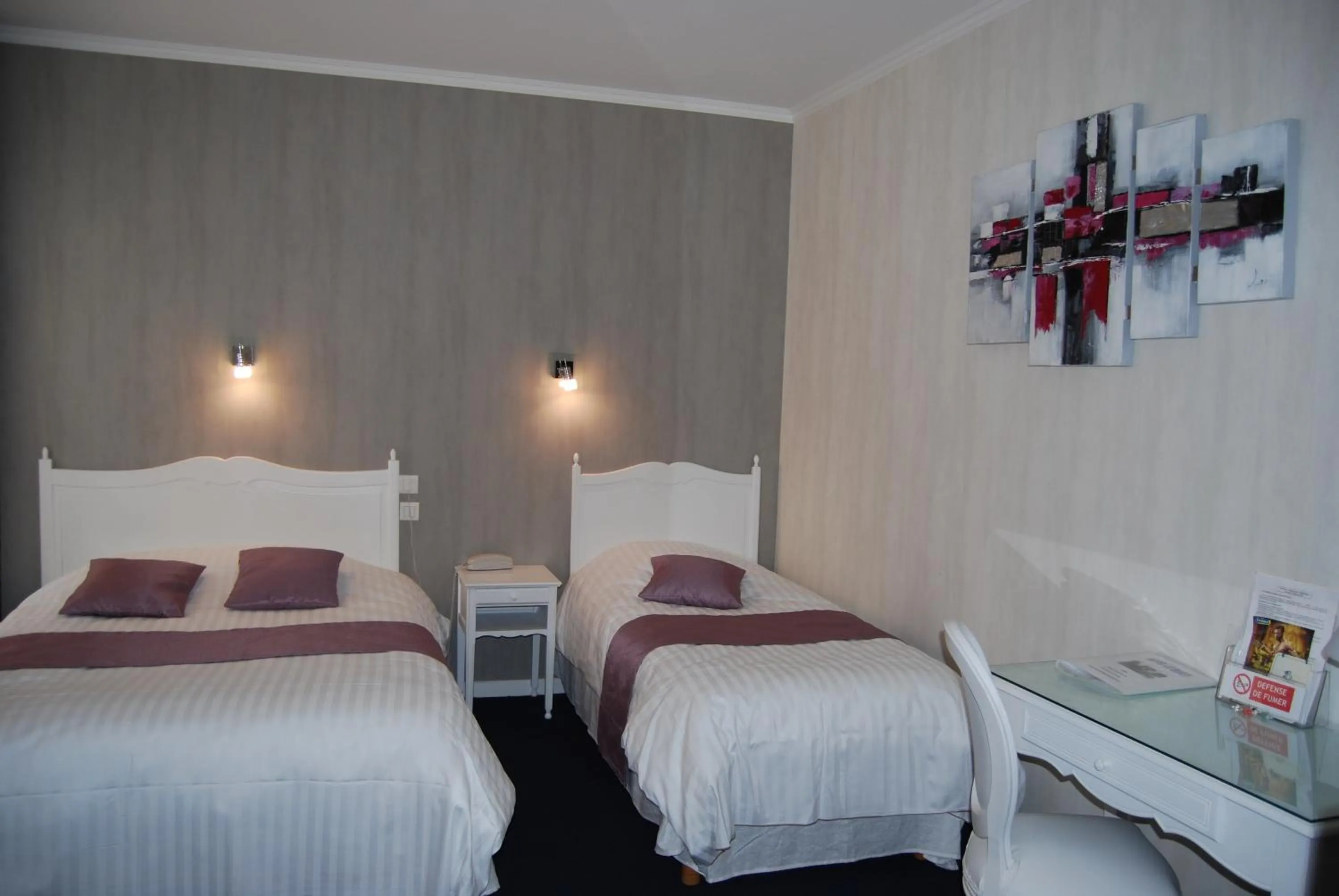 Bedroom, Bed in Hotel Biney