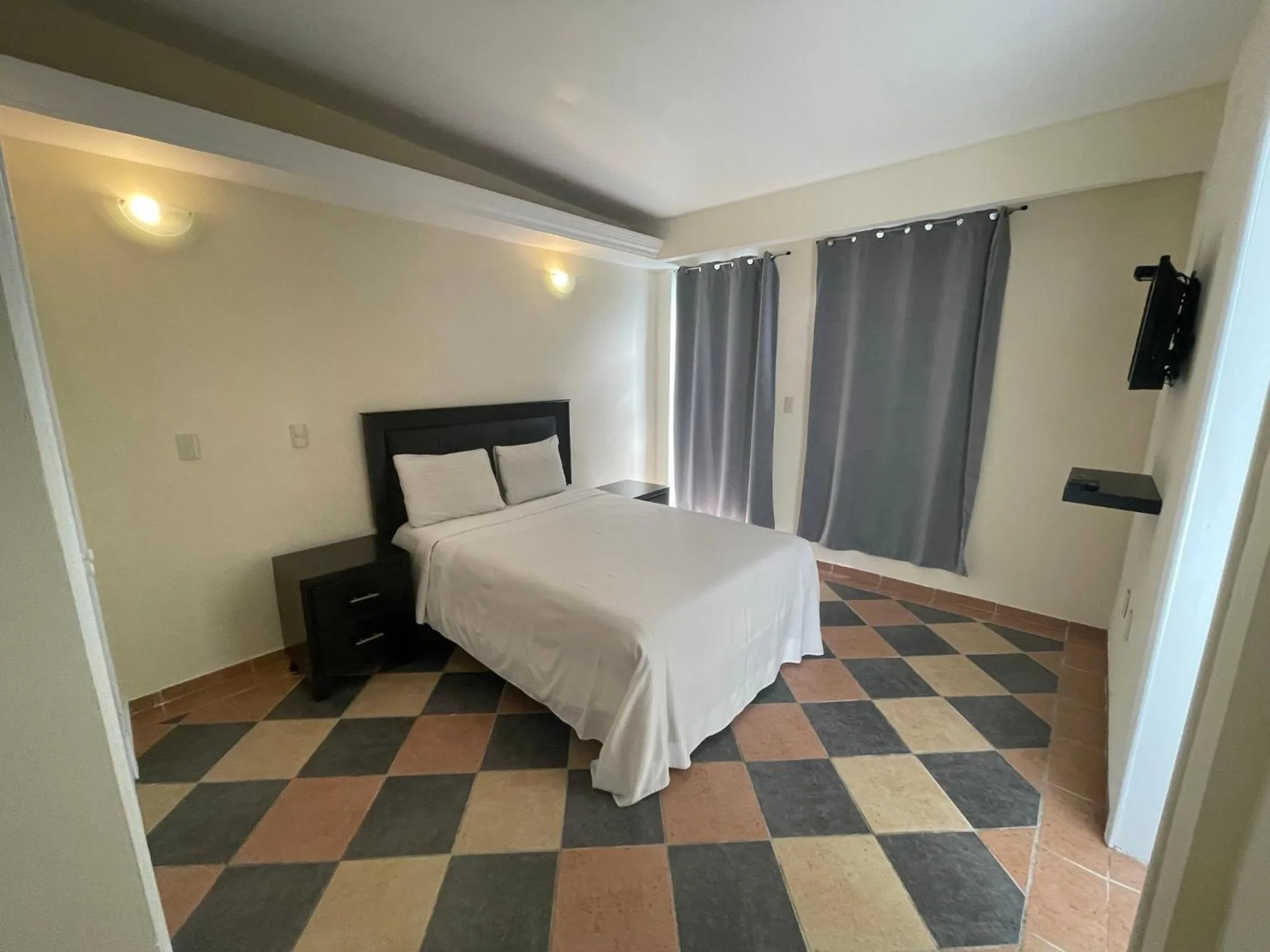 Photo of the whole room, Bed in Real Home by Real del Bosque