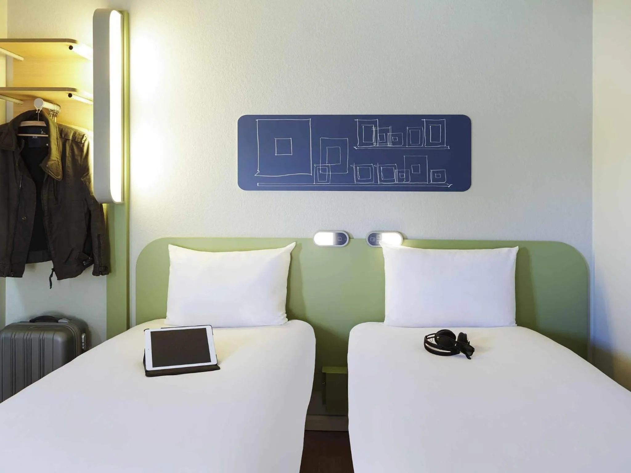 Bedroom, Bed in ibis budget Albi Terssac