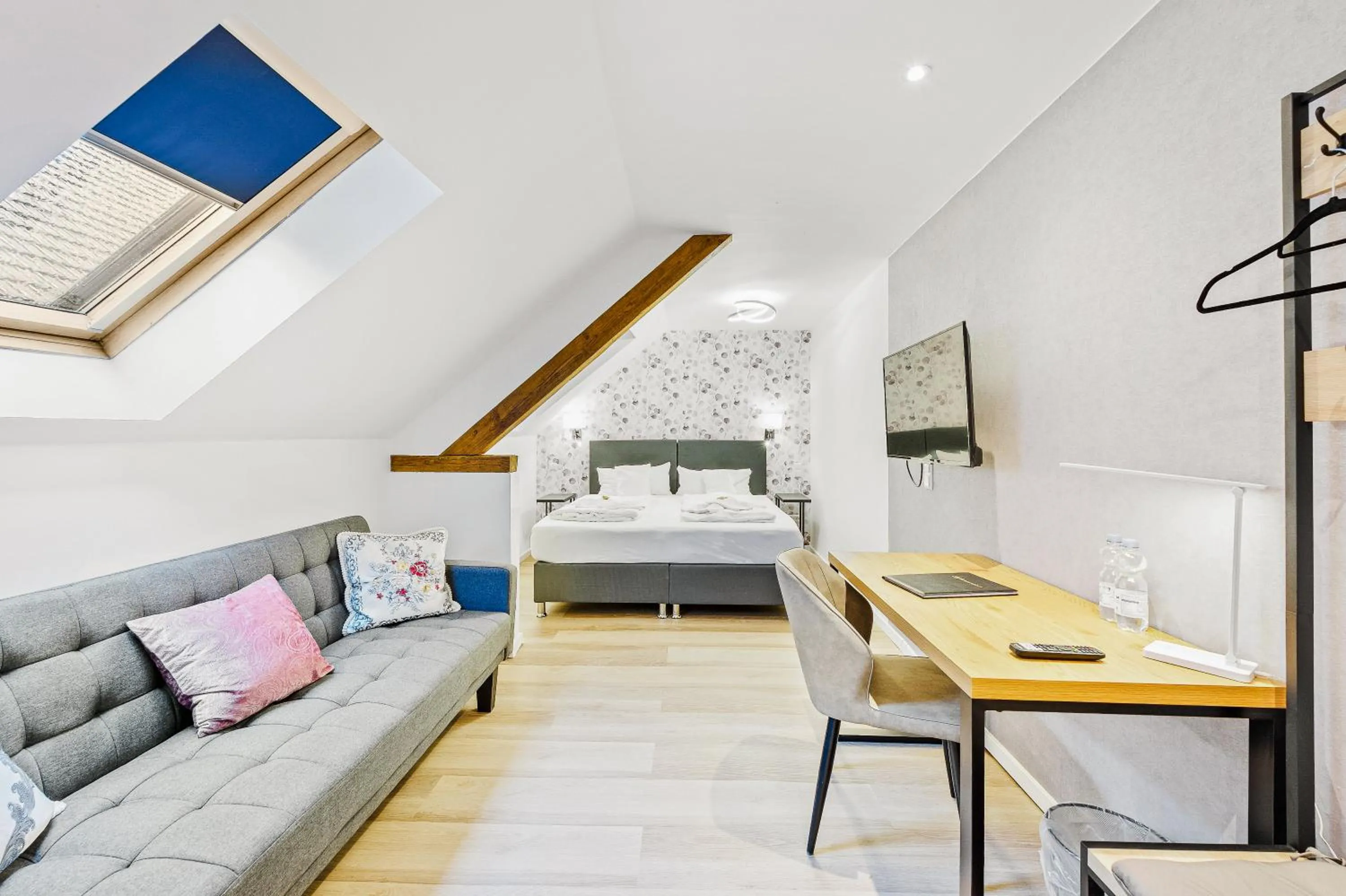 Bed in Hotel Phoenix