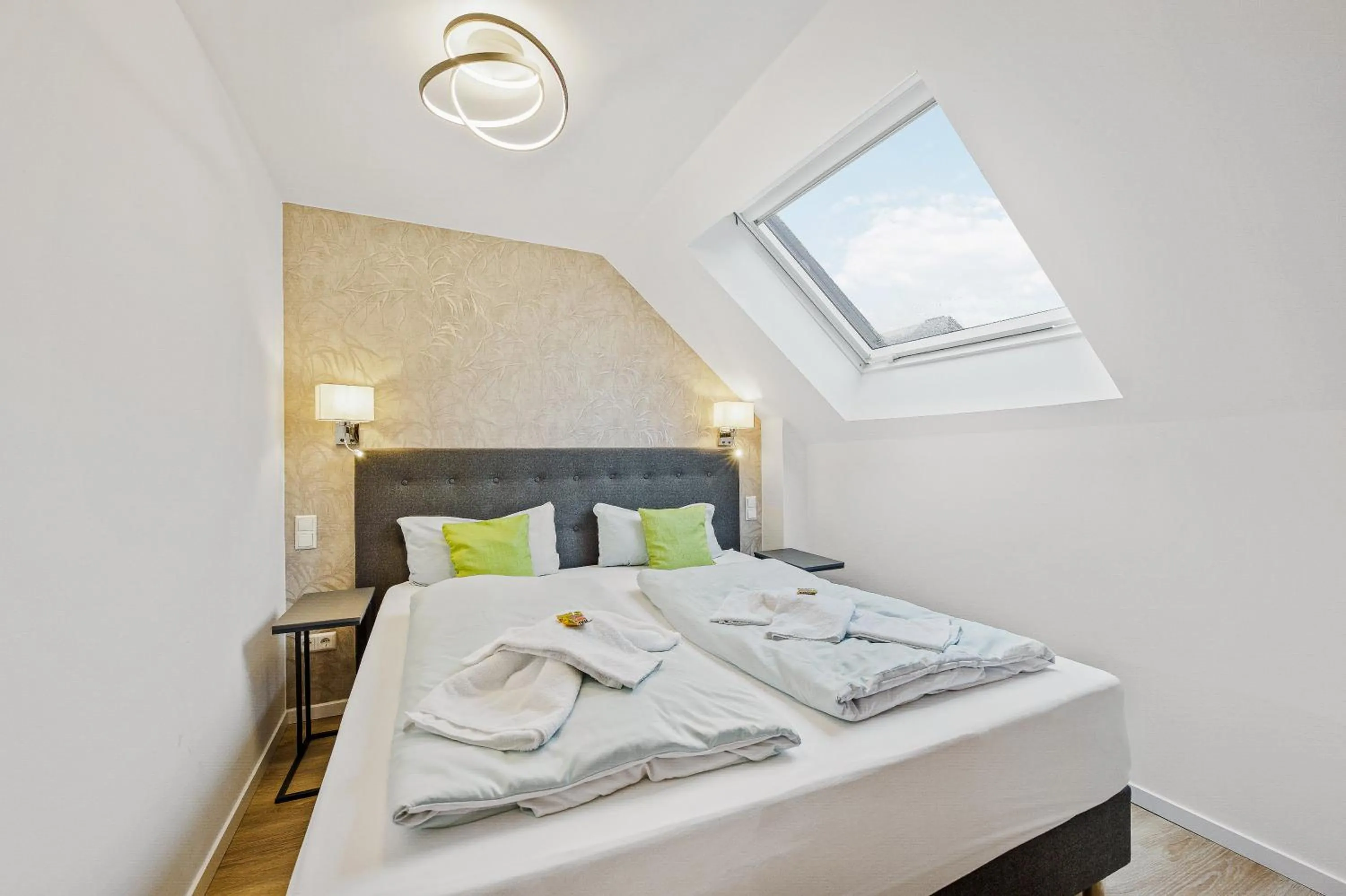 Bed in Hotel Phoenix