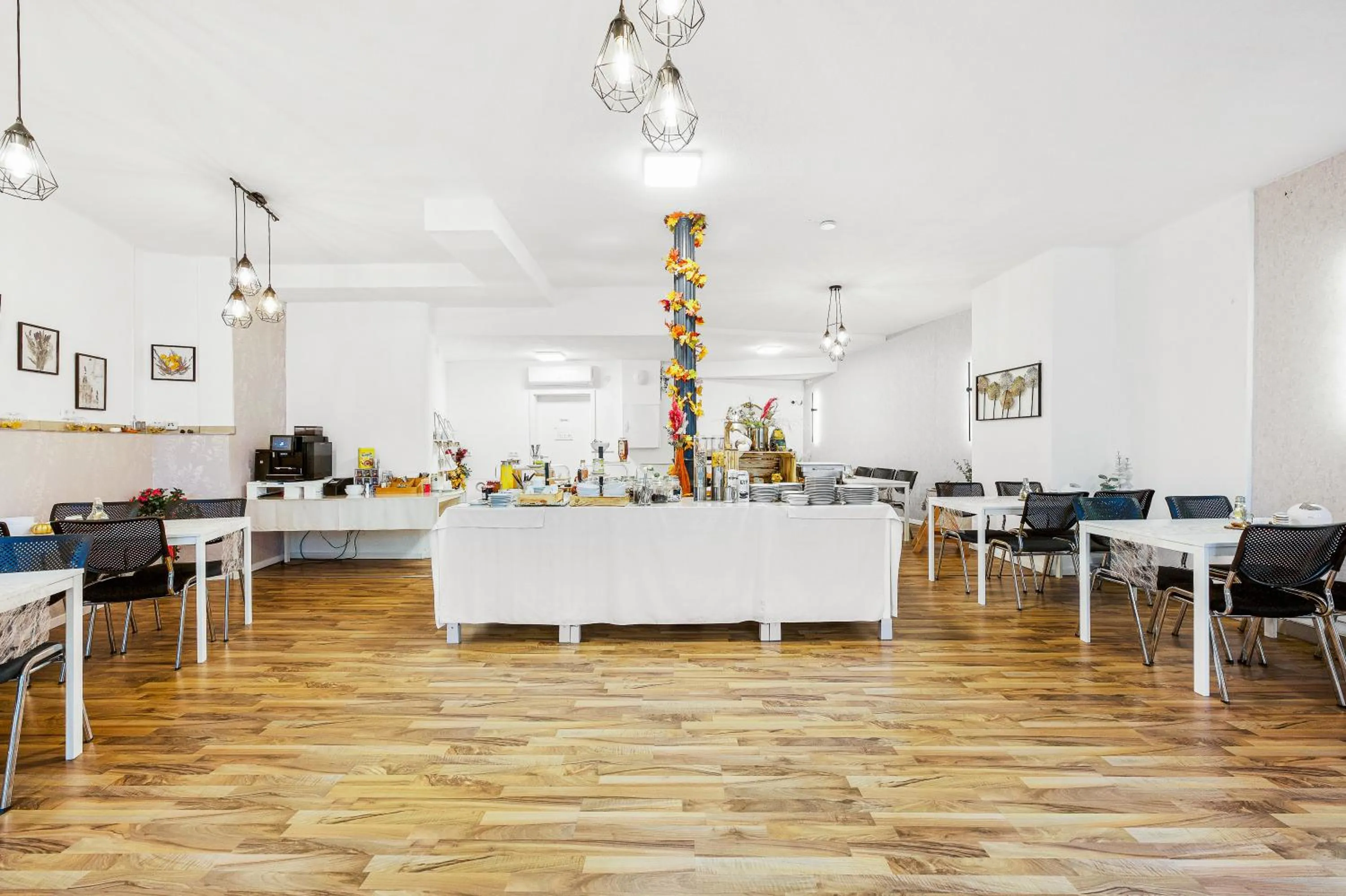 Breakfast in Hotel Phoenix